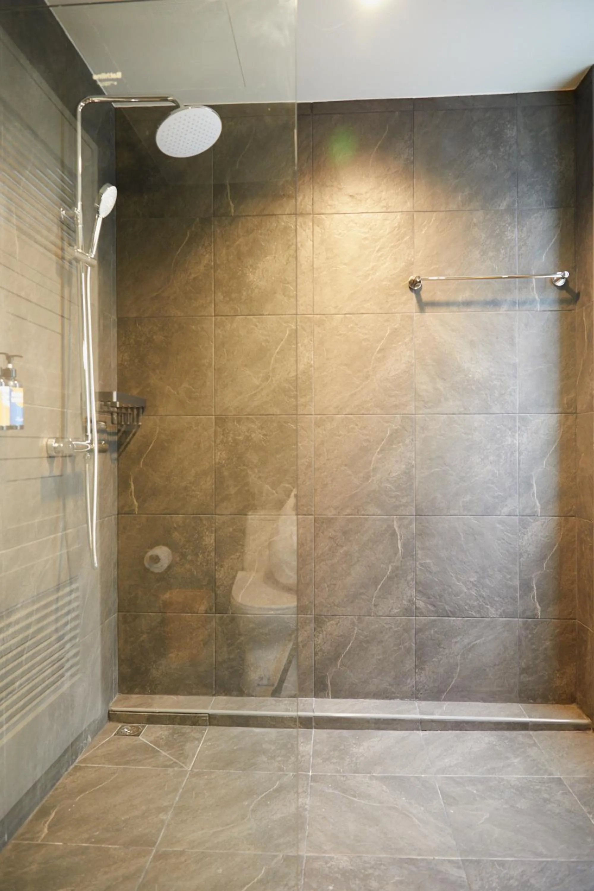 Shower in The Leela Resort & Spa Pattaya