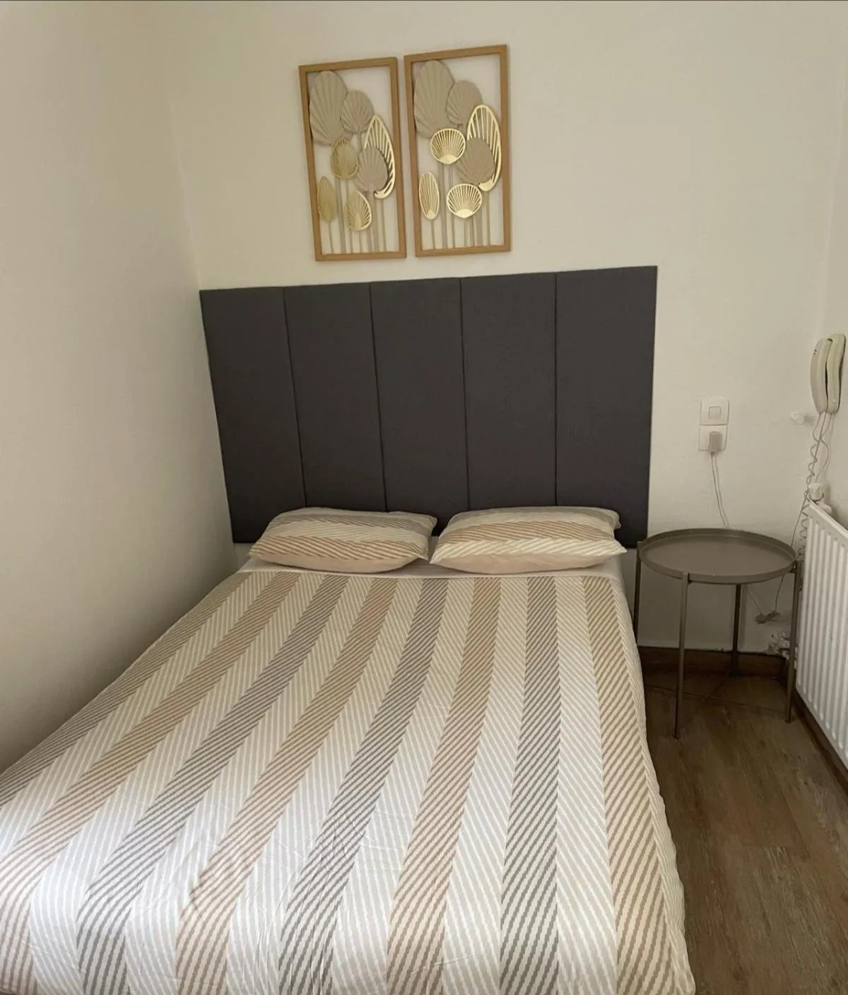 Bed in Hôtel de l'Europe