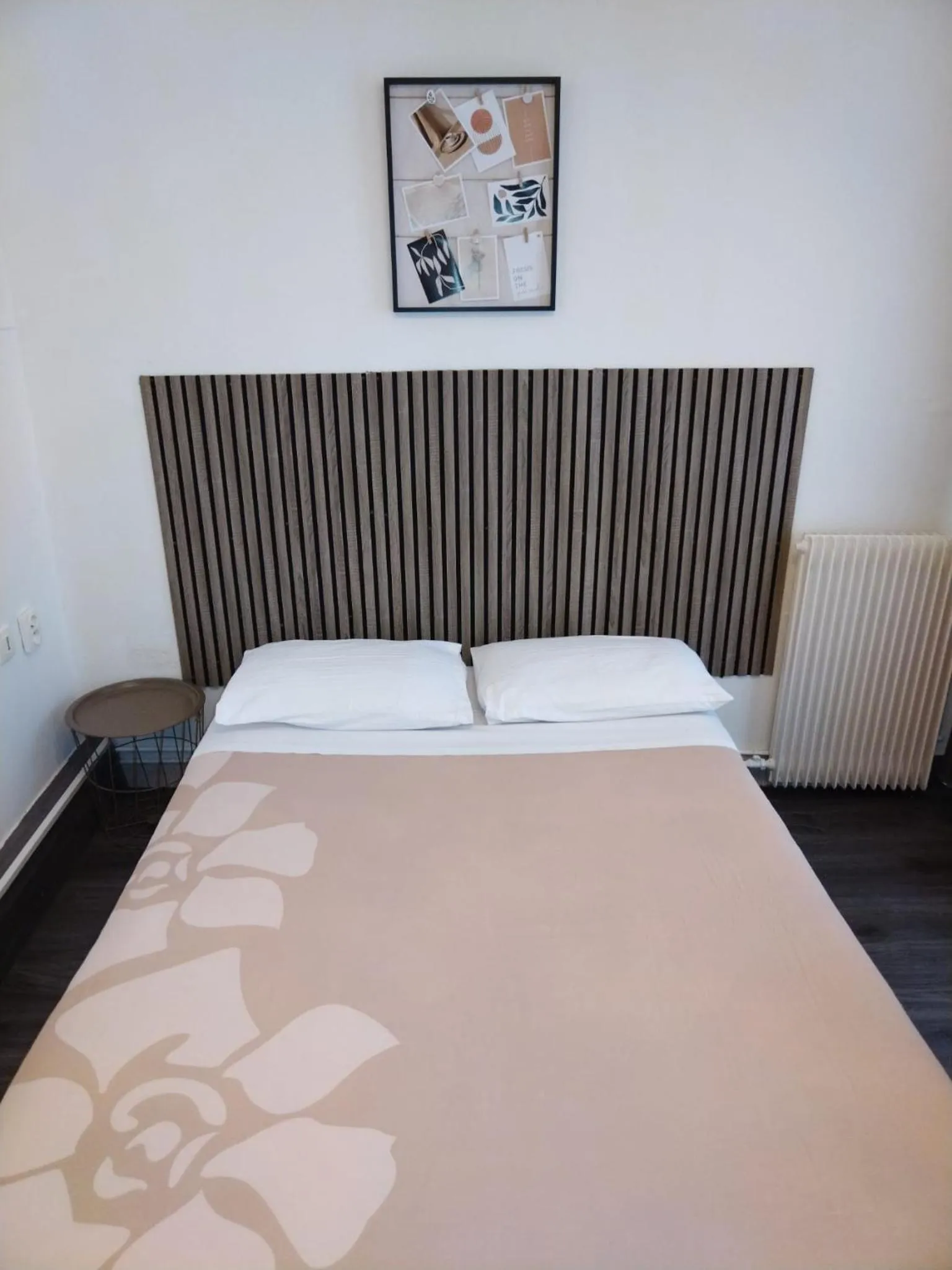 Bed in Hôtel de l'Europe