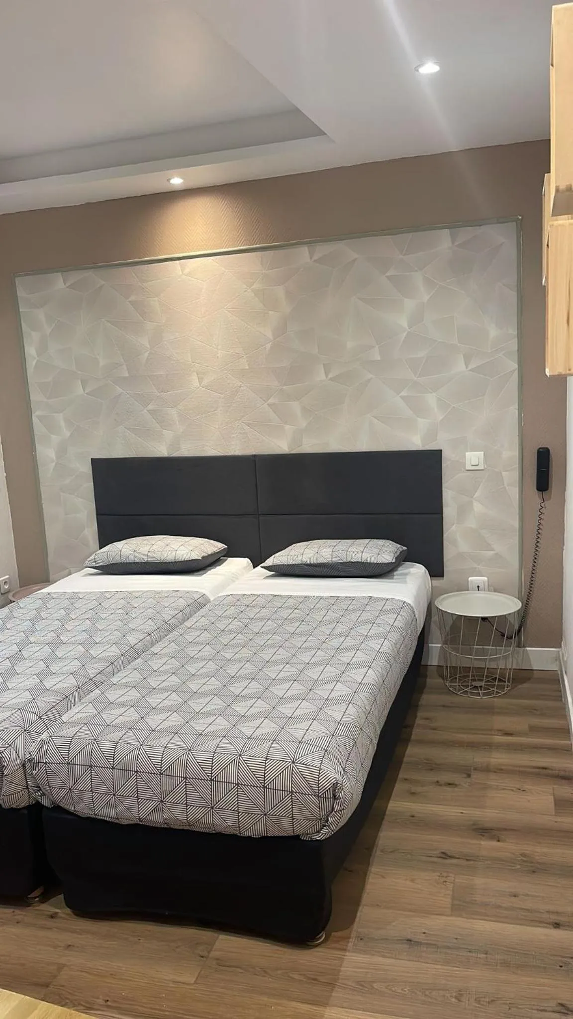 Bed in Hôtel de l'Europe