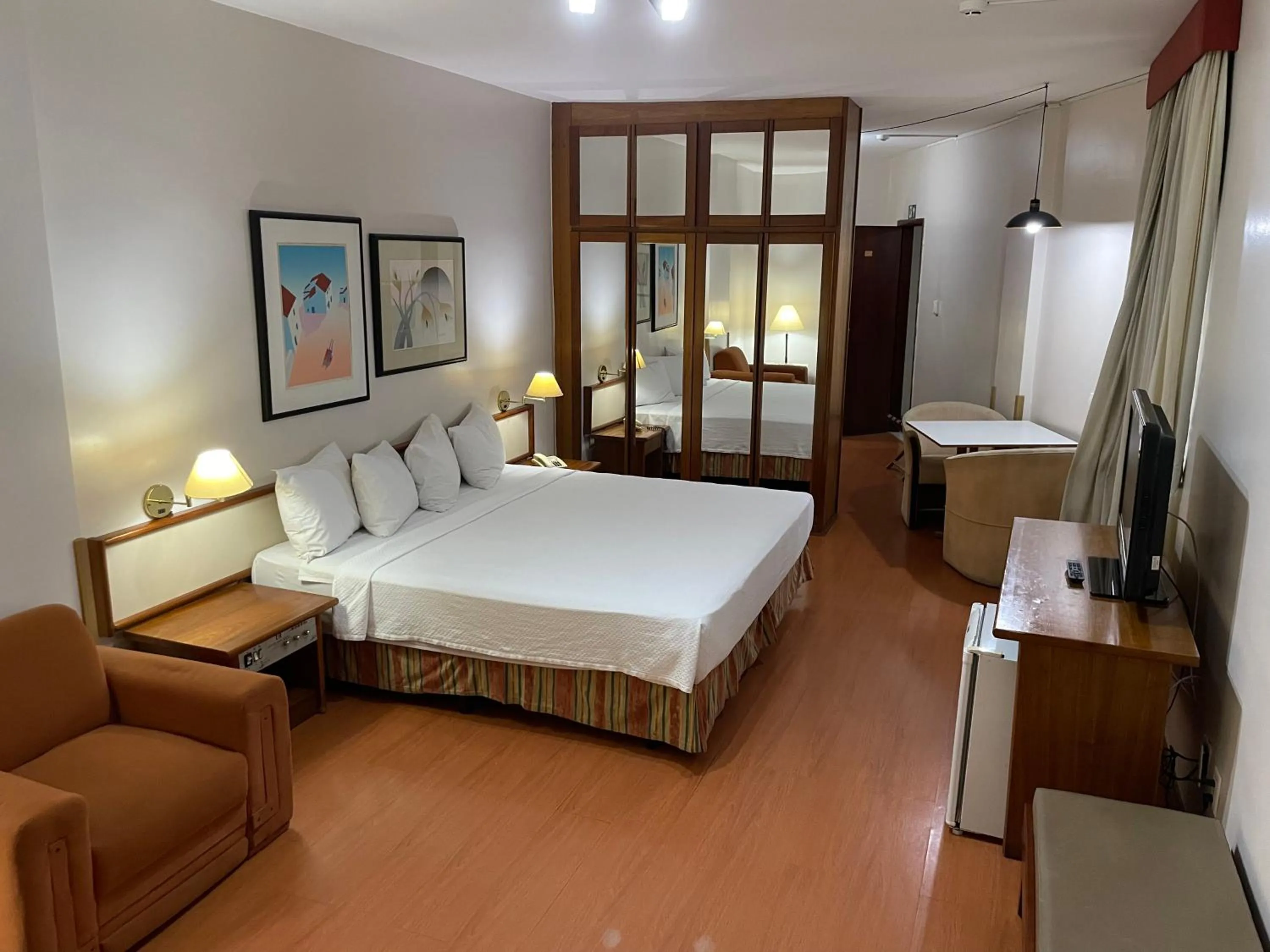 Photo of the whole room, Bed in César Park Hotel