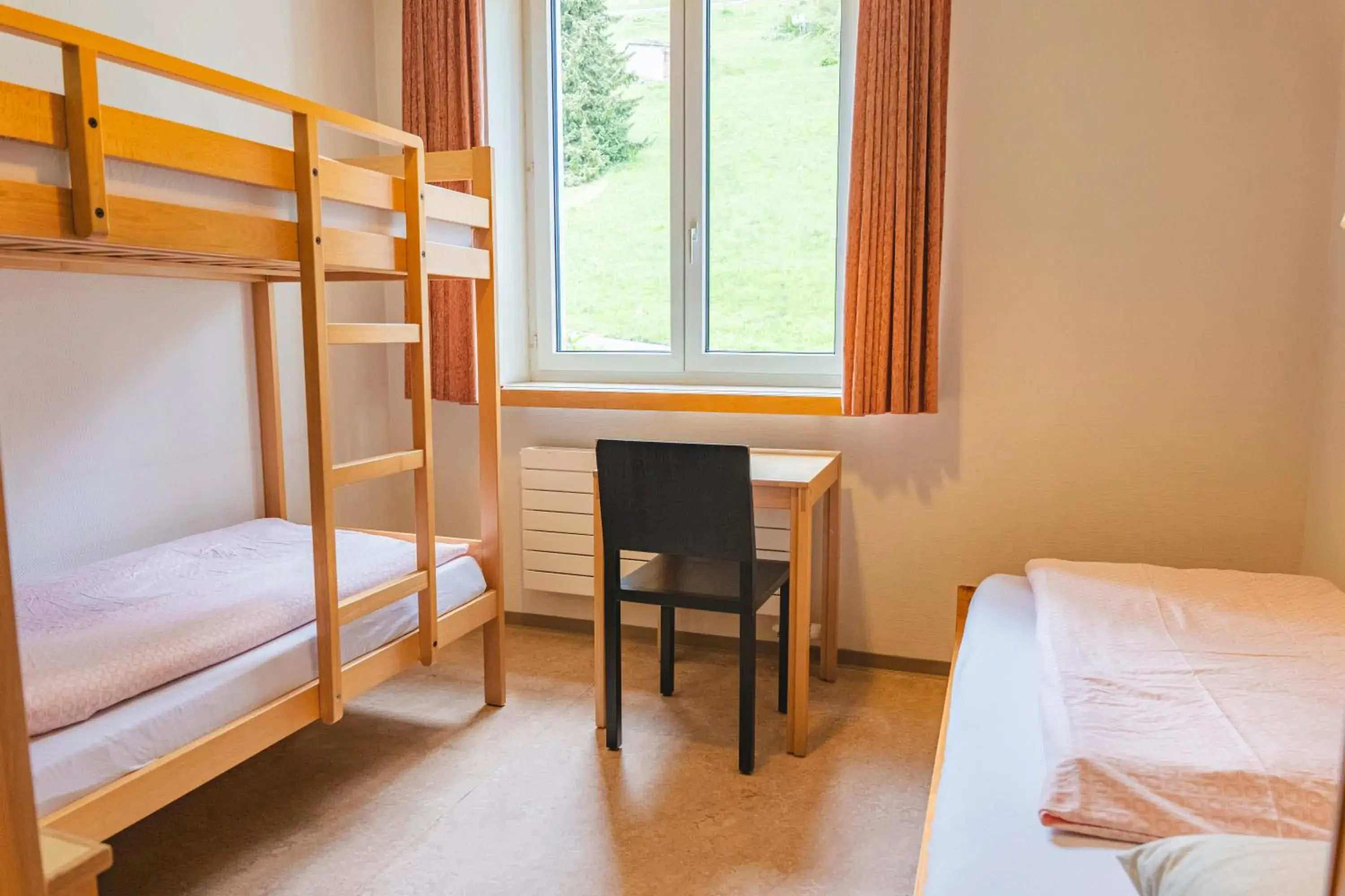 Photo of the whole room, Bed in Davos Youth Hostel Photo of the whole room, Bed in Davos Youth Hostel