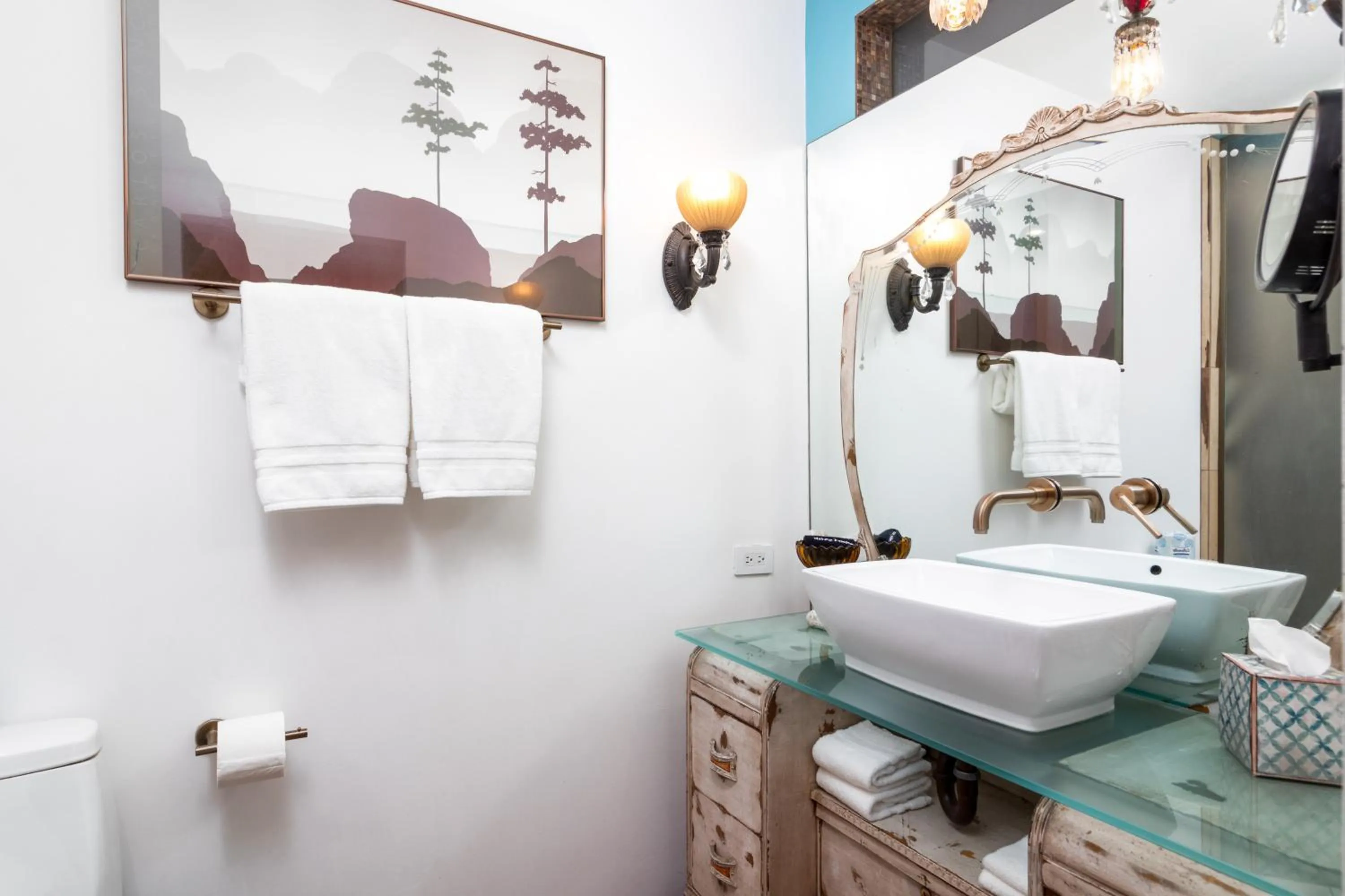 Bathroom in The Motor Lodge