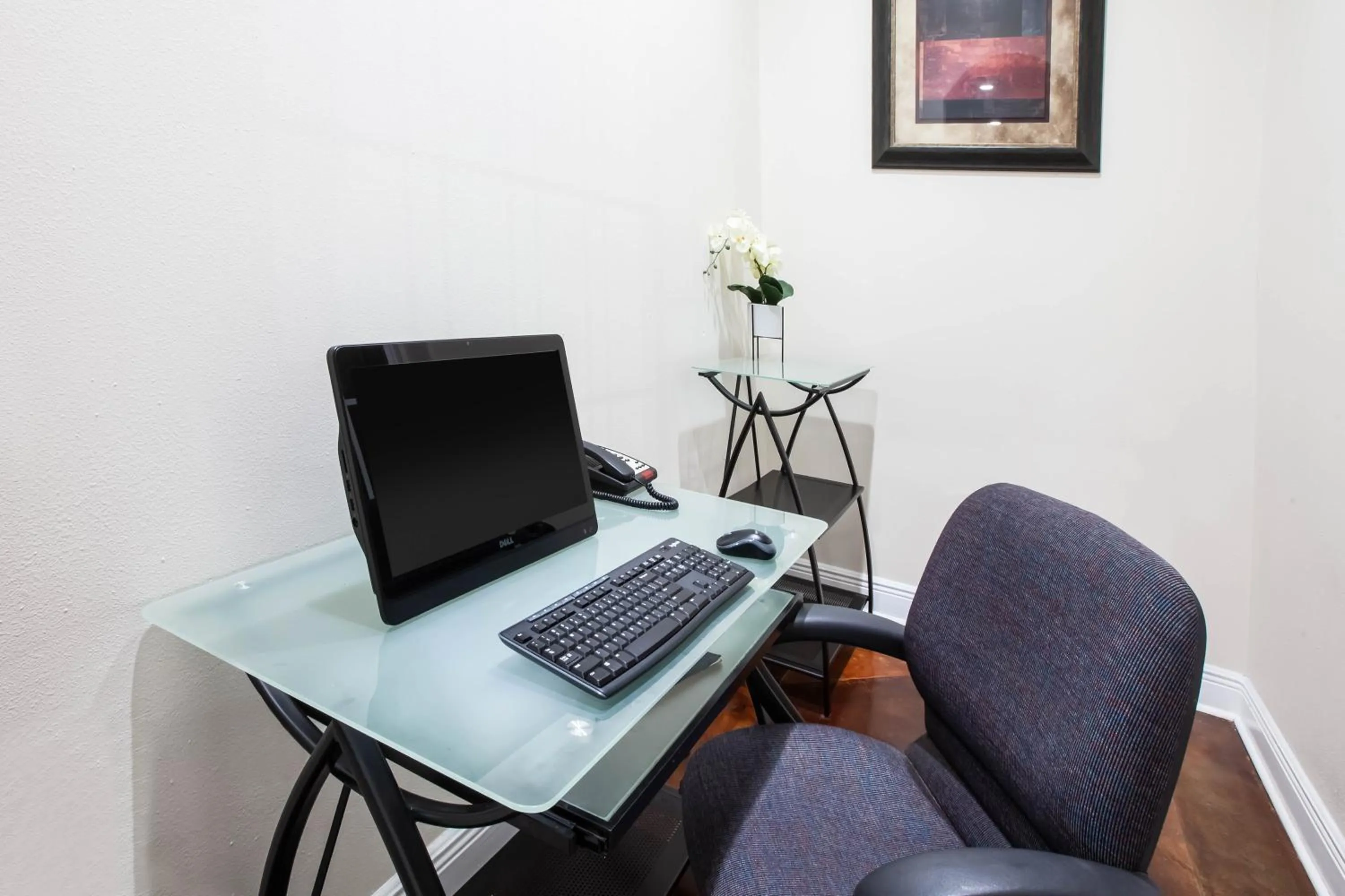 Business facilities in Super 8 by Wyndham Beaumont I-10 College St