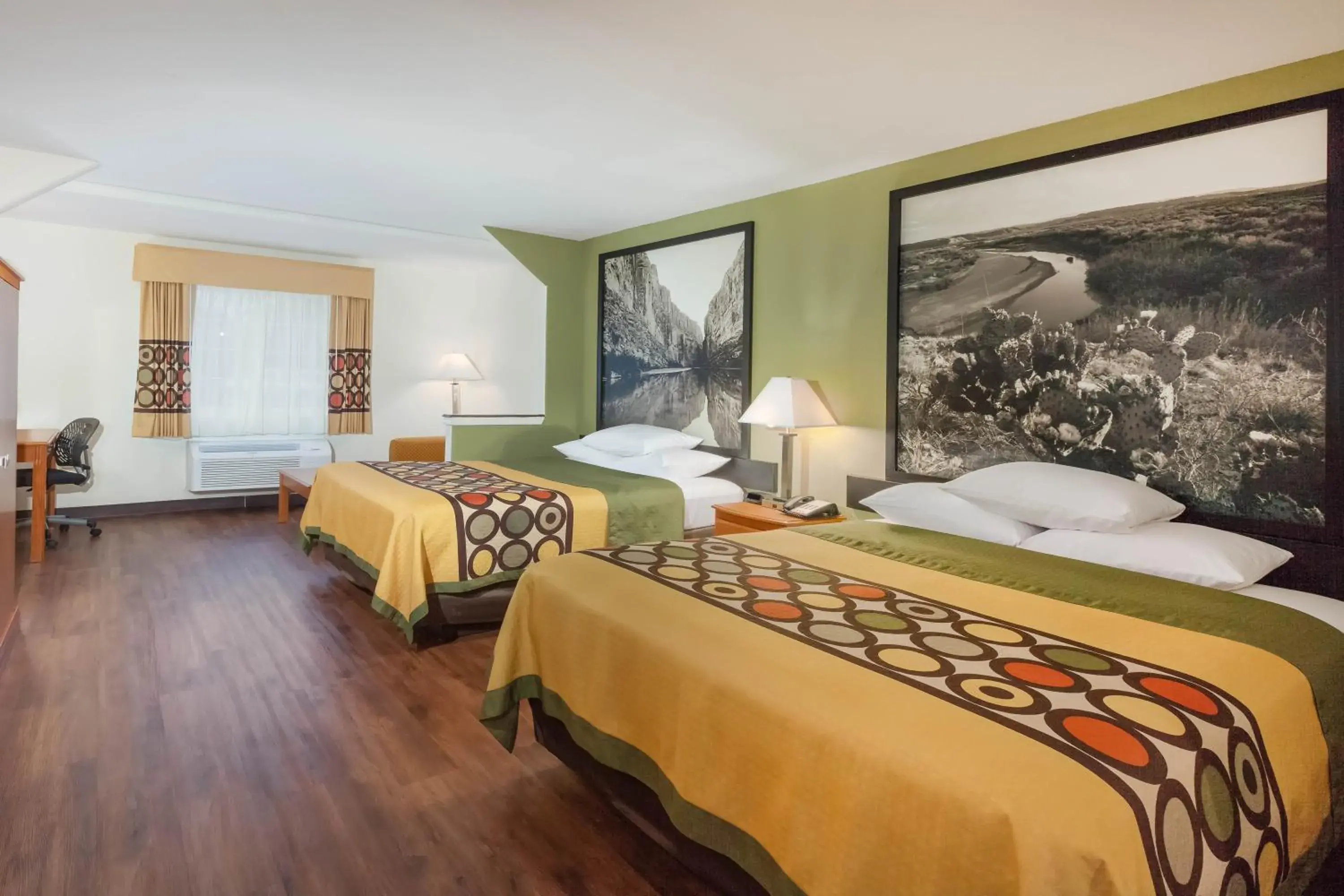 Queen Room with Two Queen Beds, Mobility Access and Roll-In shower, Non-Smoking in Super 8 by Wyndham Beaumont I-10 College St Queen Room with Two Queen Beds, Mobility Access and Roll-In shower, Non-Smoking in Super 8 by Wyndham Beaumont I-10 College St