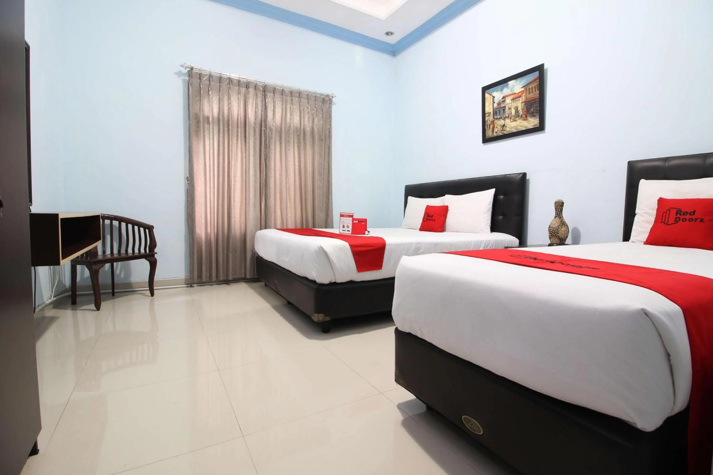 Bedroom, Bed in RedDoorz Plus @ Timoho