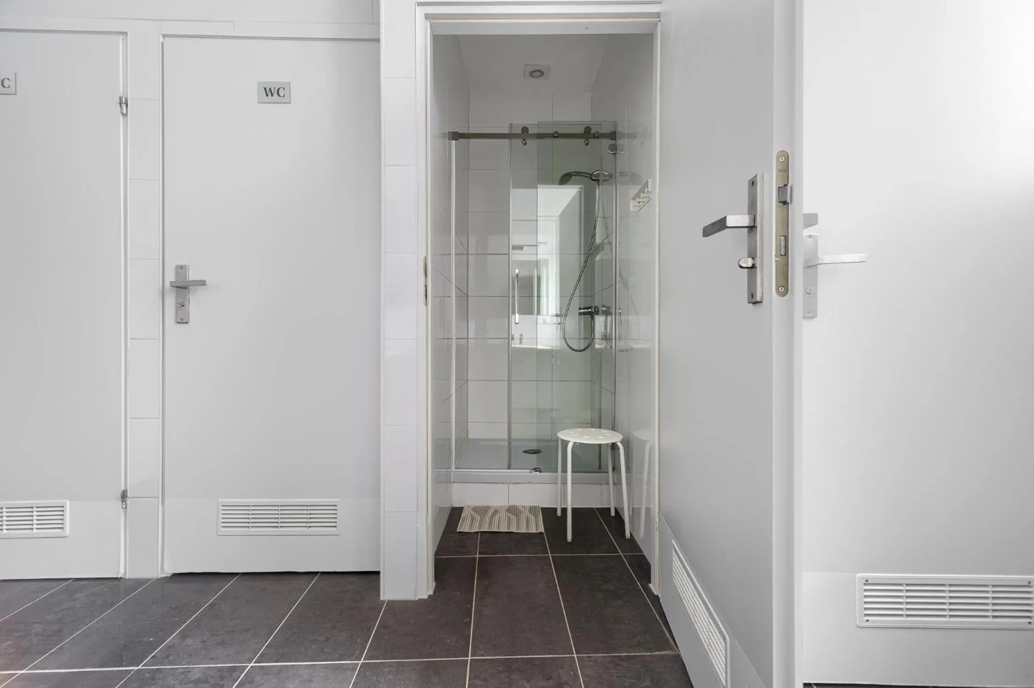 Shower in Stawa Villa & Apart