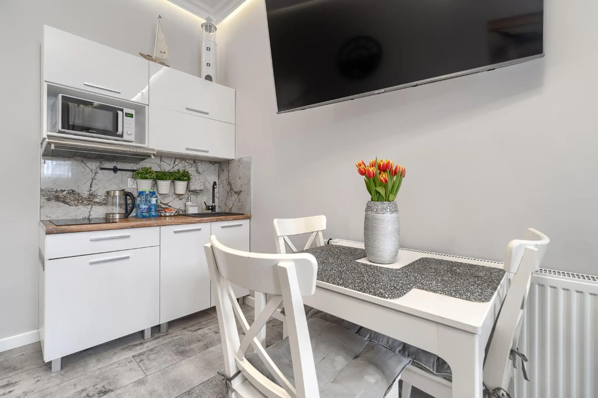 Kitchen or kitchenette in Stawa Villa & Apart