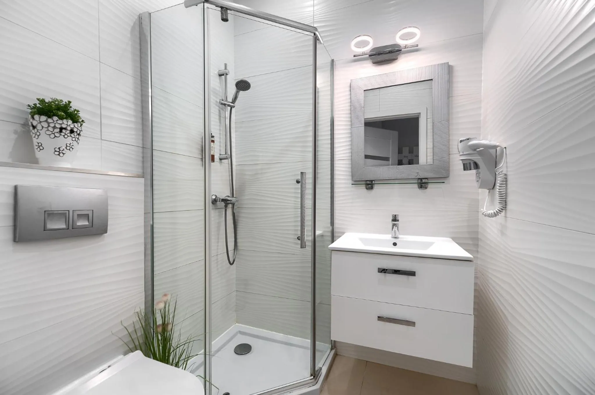 Shower in Stawa Villa & Apart