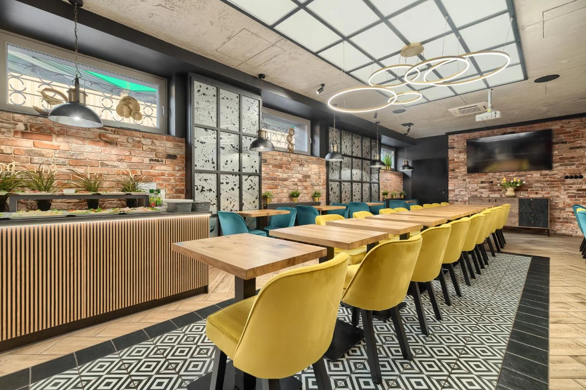 Restaurant/places to eat in Stawa Villa & Apart