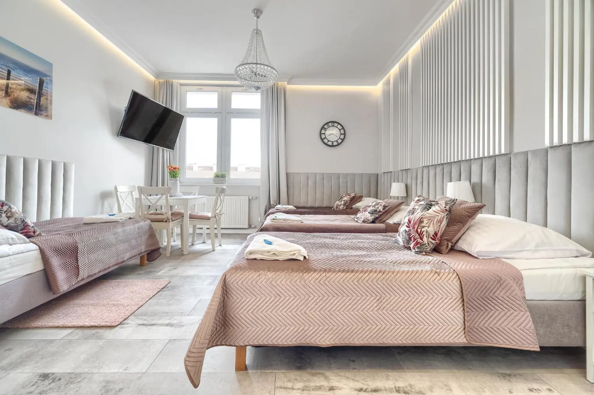 Quadruple Room with 4 Single Beds in Stawa Villa & Apart Quadruple Room with 4 Single Beds in Stawa Villa & Apart