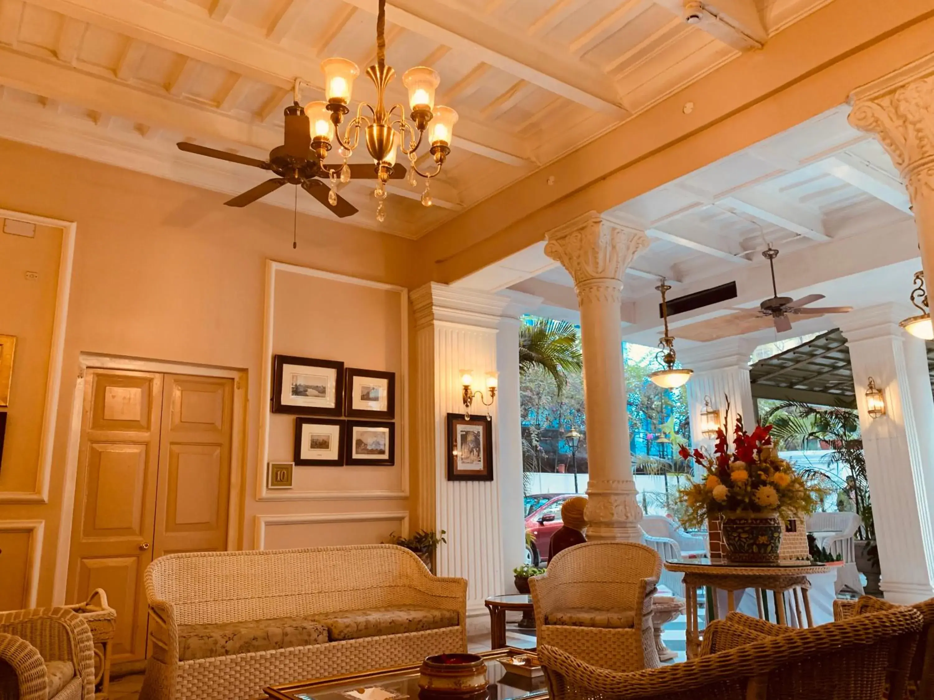 Lobby or reception in The Elgin Fairlawn, Kolkata Lobby or reception in The Elgin Fairlawn, Kolkata