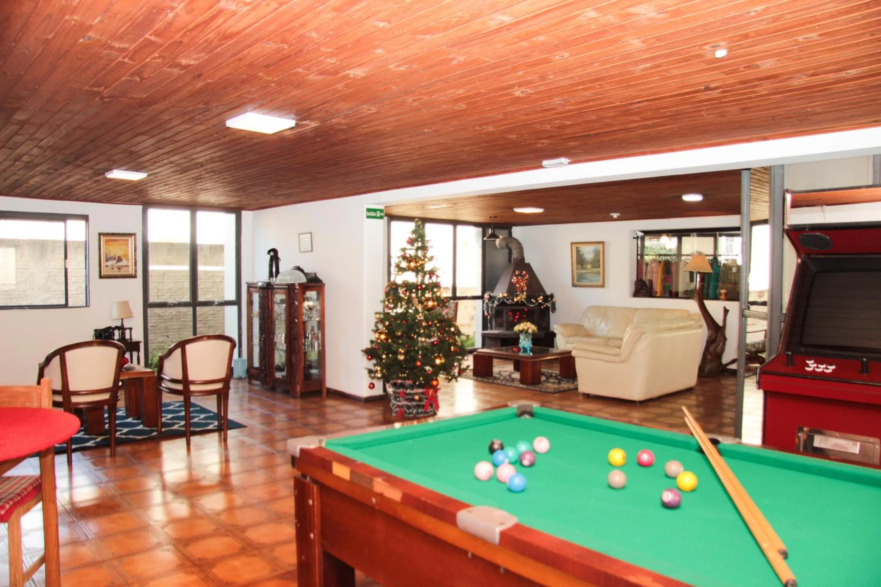 Billiard in Hotel Salvador