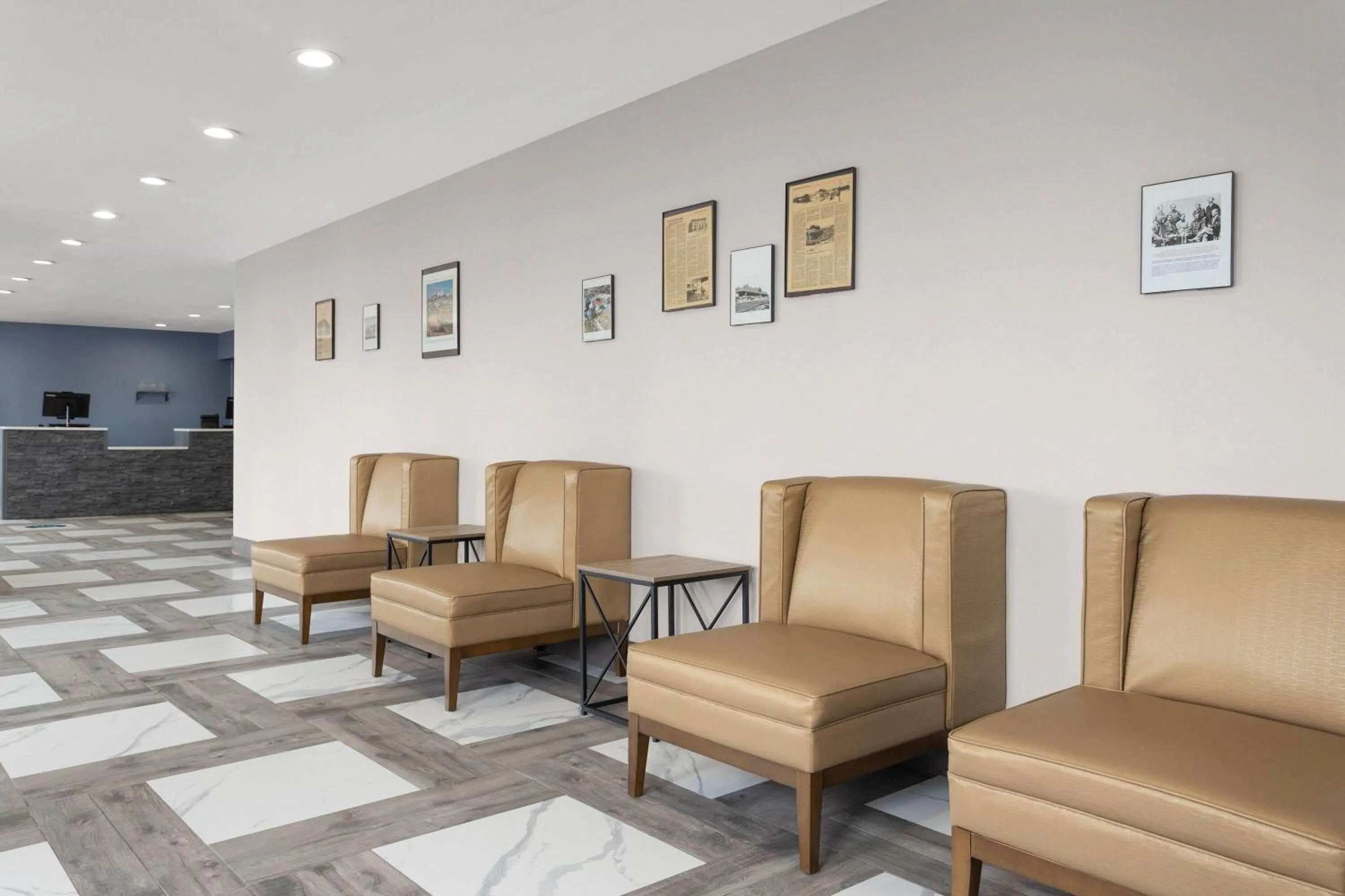 Lobby or reception in Days Inn by Wyndham Rawlins