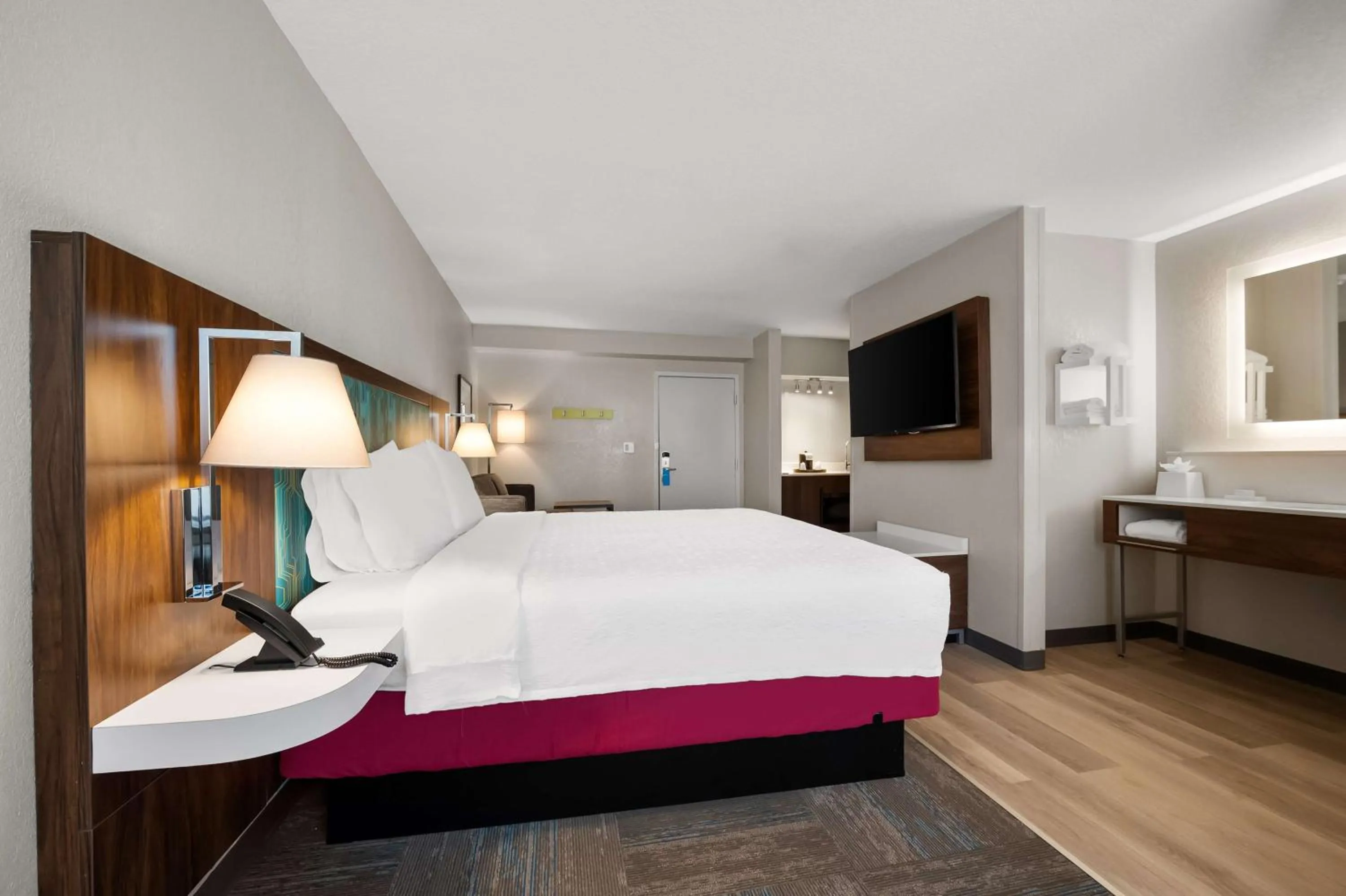 Bed in Hampton Inn Weston Fort Lauderdale