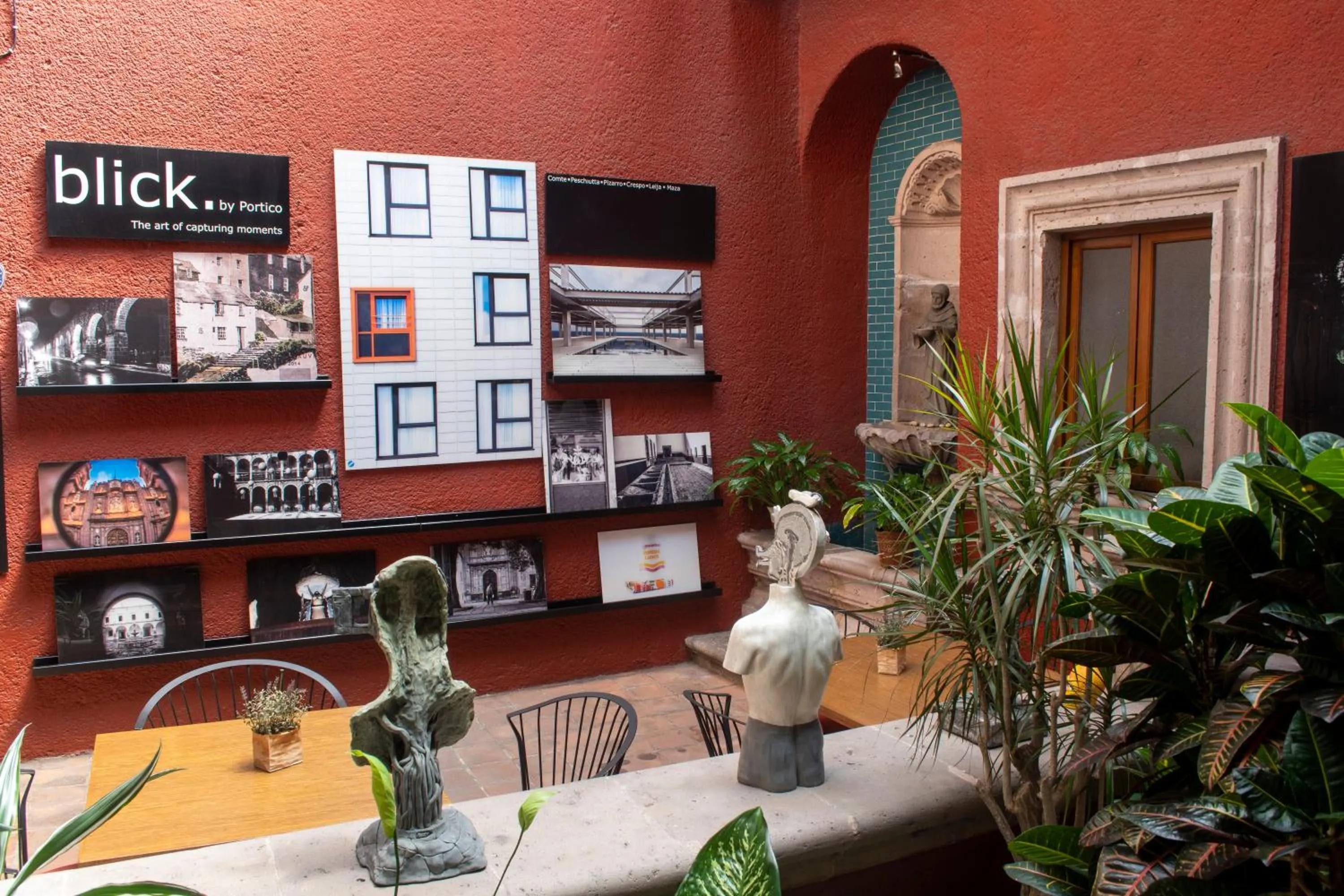 Lobby or reception in Pórtico Hotel & Galería