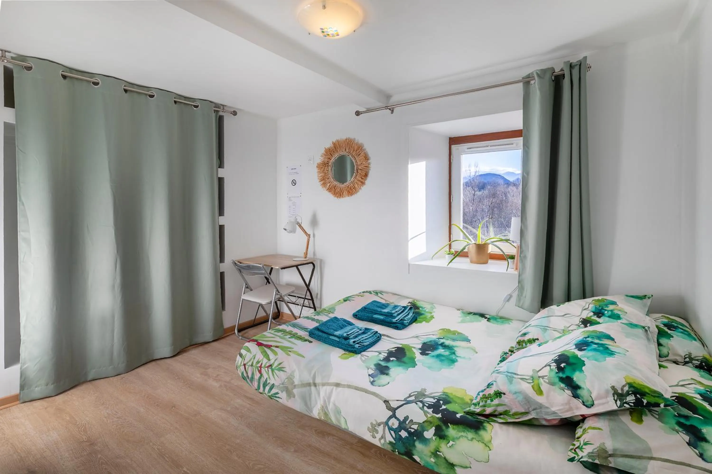 Bedroom, Bed in Chambres d'hôtes Chez Barbara