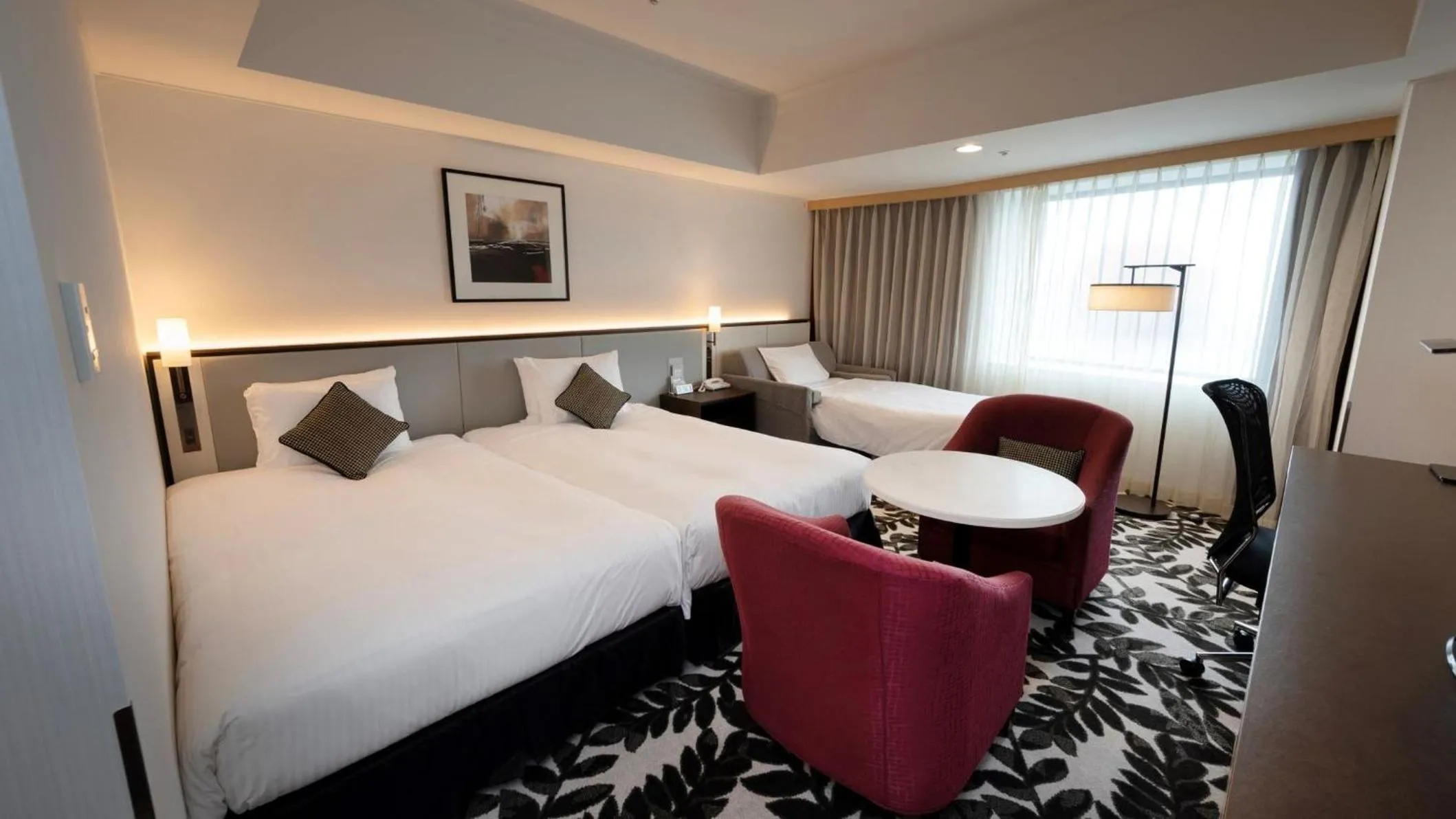 Photo of the whole room, Bed in ANA Crowne Plaza Hotel Grand Court Nagoya by IHG