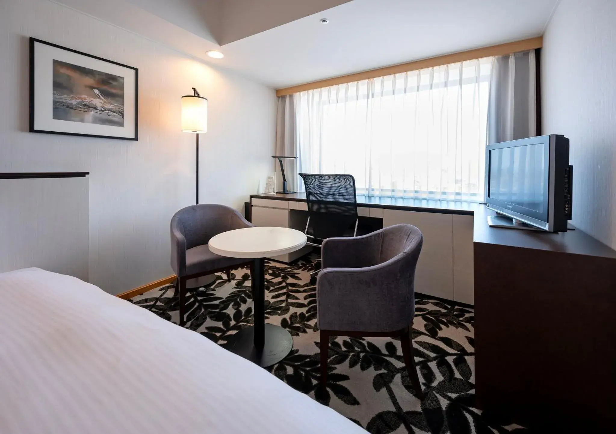 Photo of the whole room in ANA Crowne Plaza Hotel Grand Court Nagoya by IHG Photo of the whole room in ANA Crowne Plaza Hotel Grand Court Nagoya by IHG
