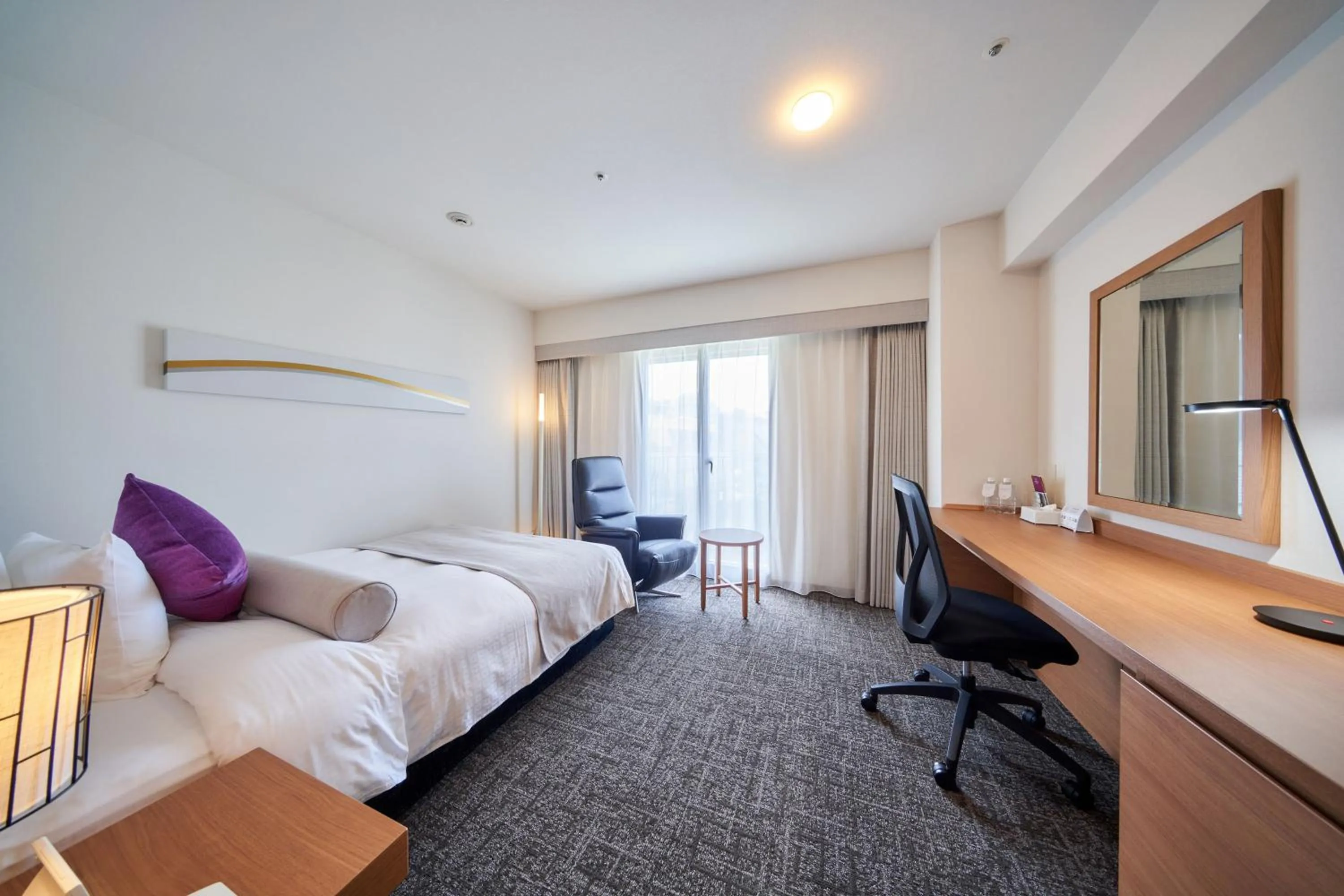 Photo of the whole room, Bed in ANA Crowne Plaza Hotel Nagasaki Gloverhill by IHG