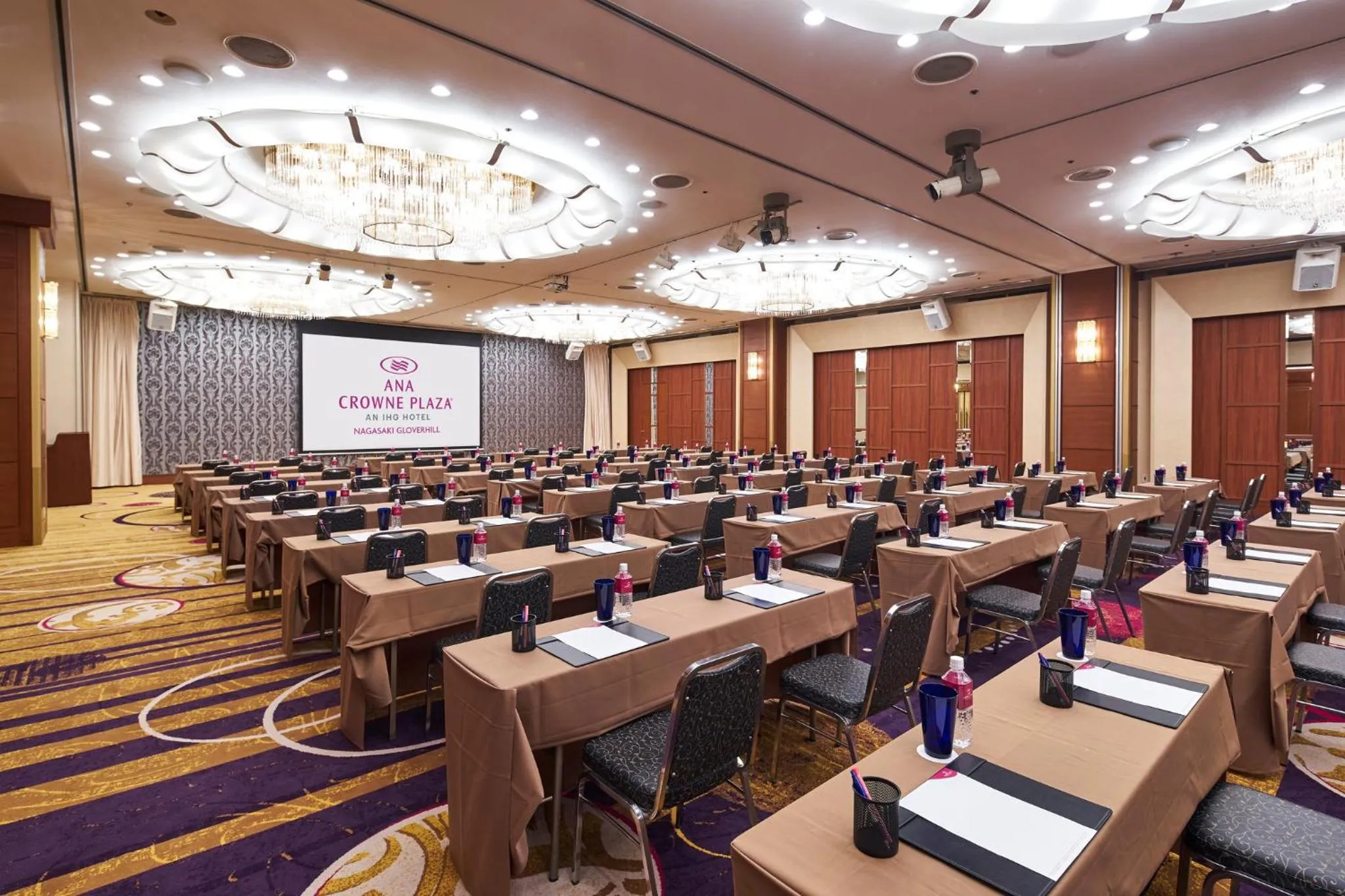 Banquet/Function facilities in ANA Crowne Plaza Hotel Nagasaki Gloverhill by IHG