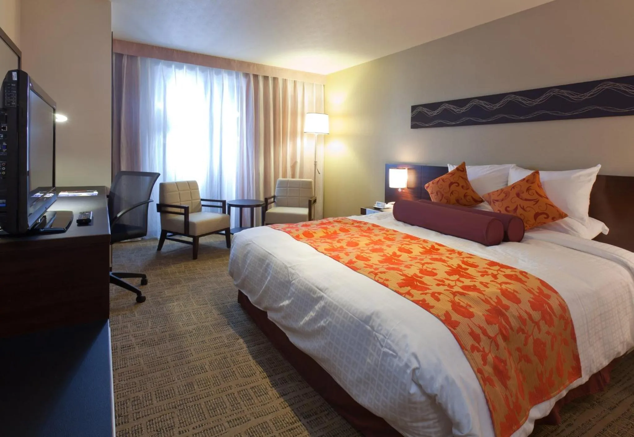 Photo of the whole room, Bed in ANA Crowne Plaza Hotel Nagasaki Gloverhill by IHG