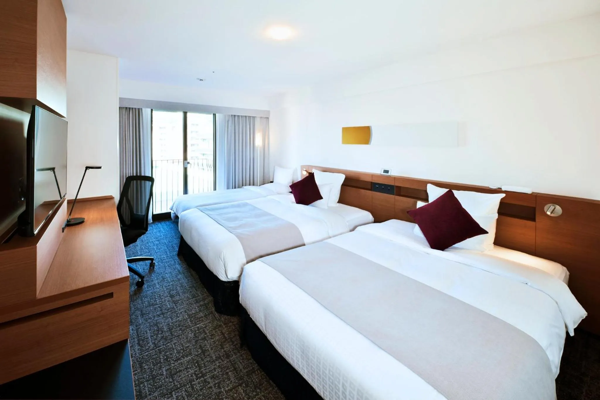 Photo of the whole room, Bed in ANA Crowne Plaza Hotel Nagasaki Gloverhill by IHG