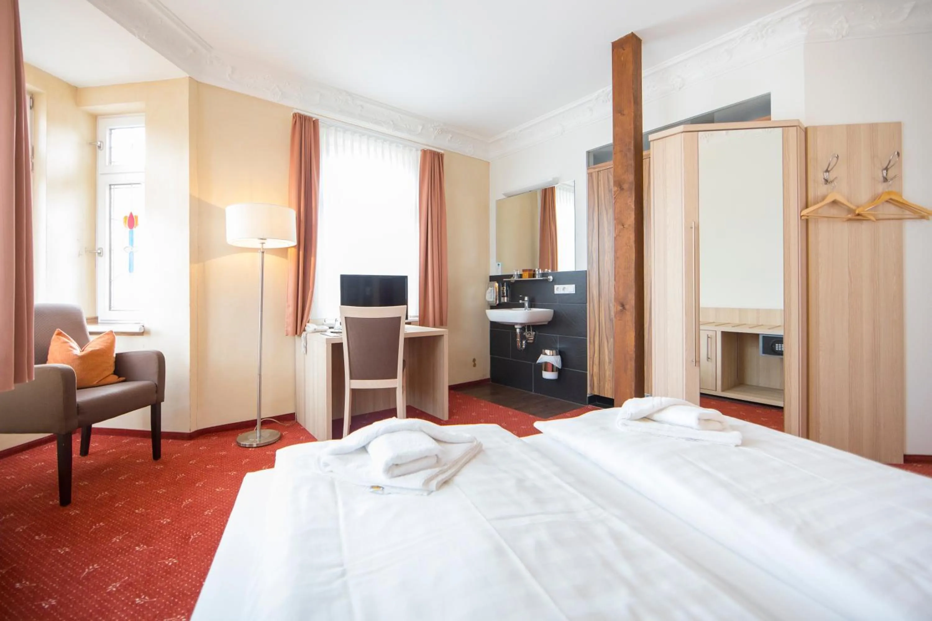 Bed in Hotel Saxenhof