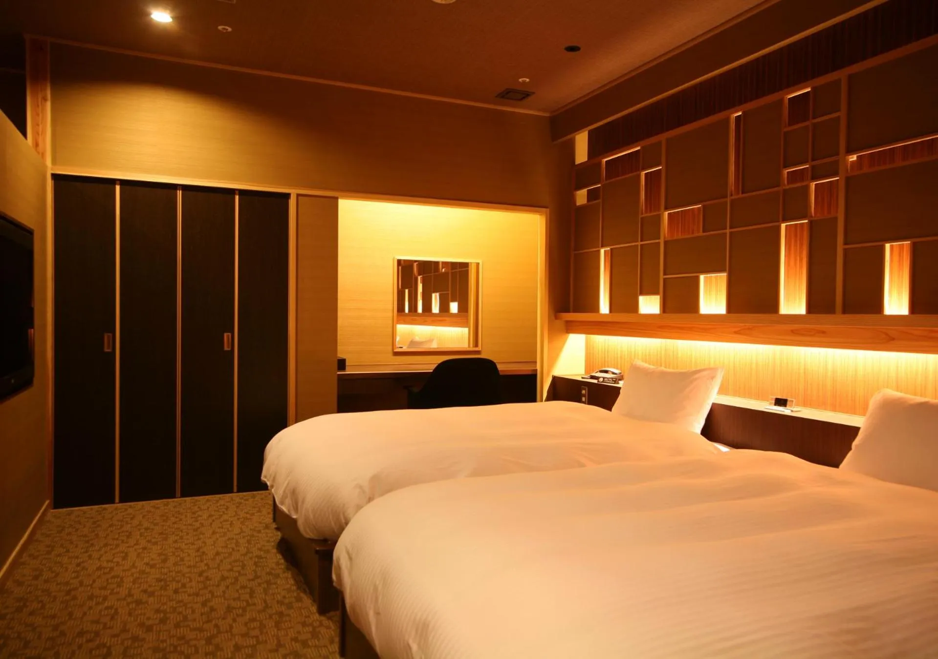 Bed in Hotel New Awaji