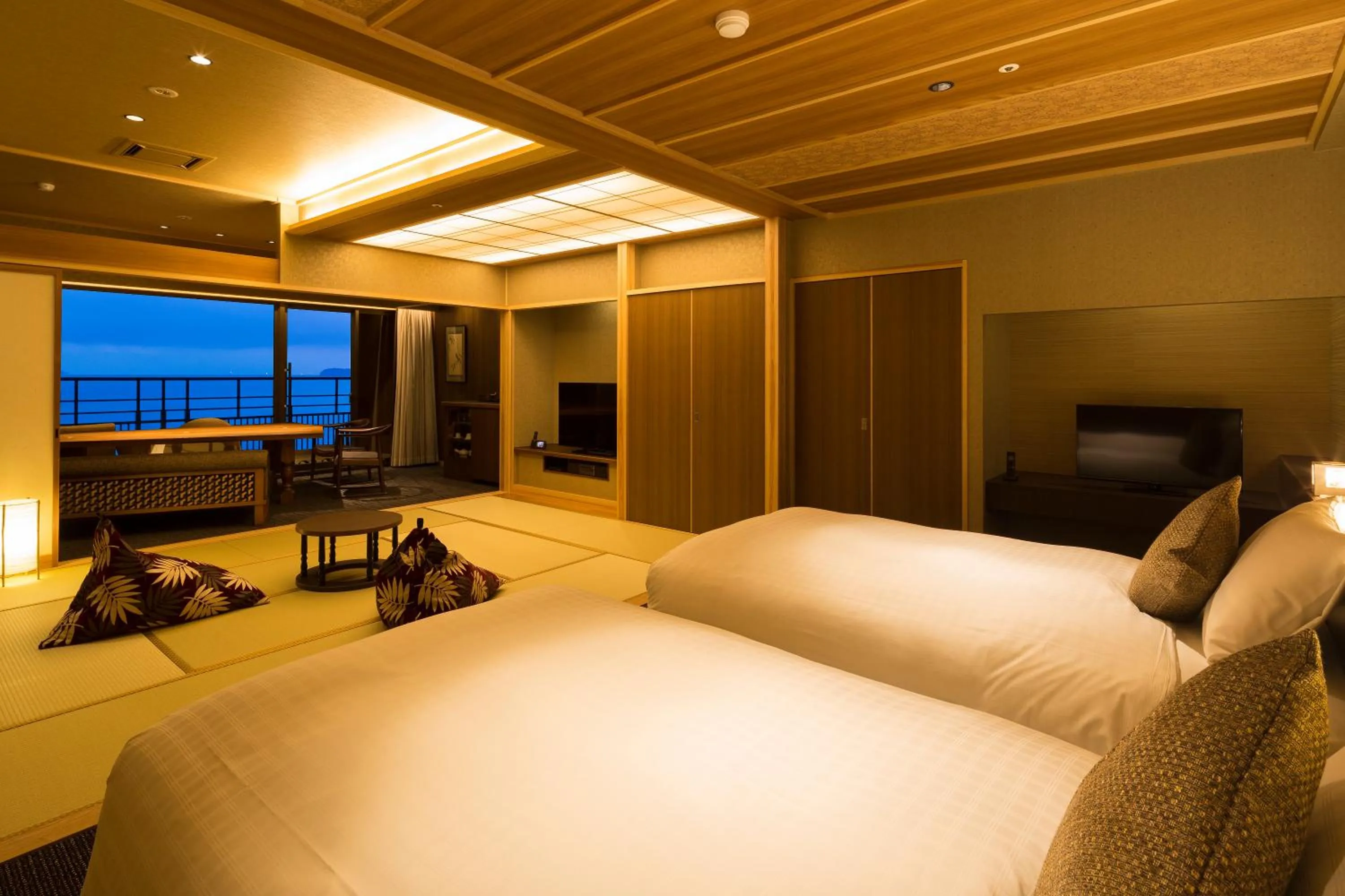 Bed in Hotel New Awaji