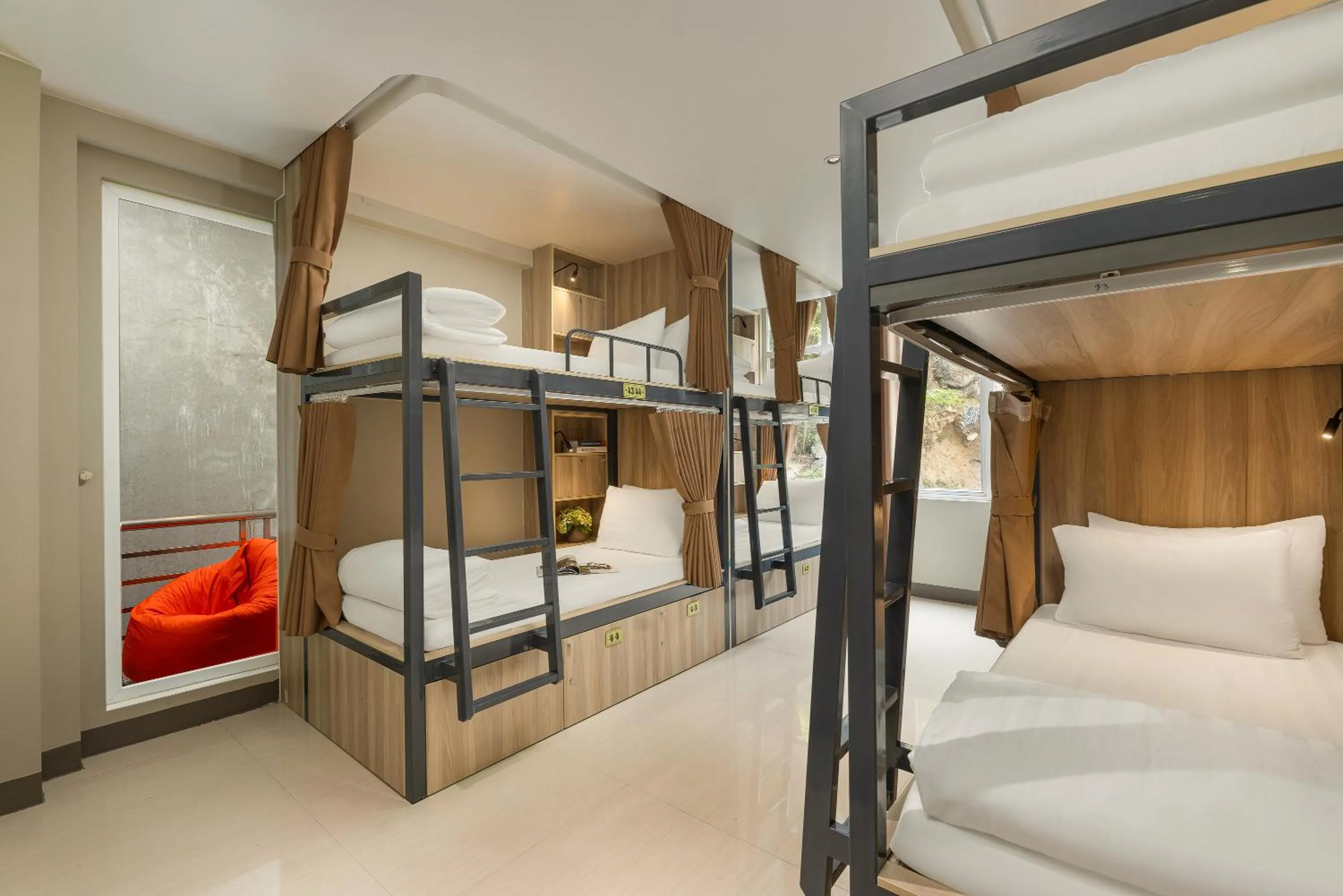 Property building, Bed in The Oversleep Catba Hostel & Pool Bar