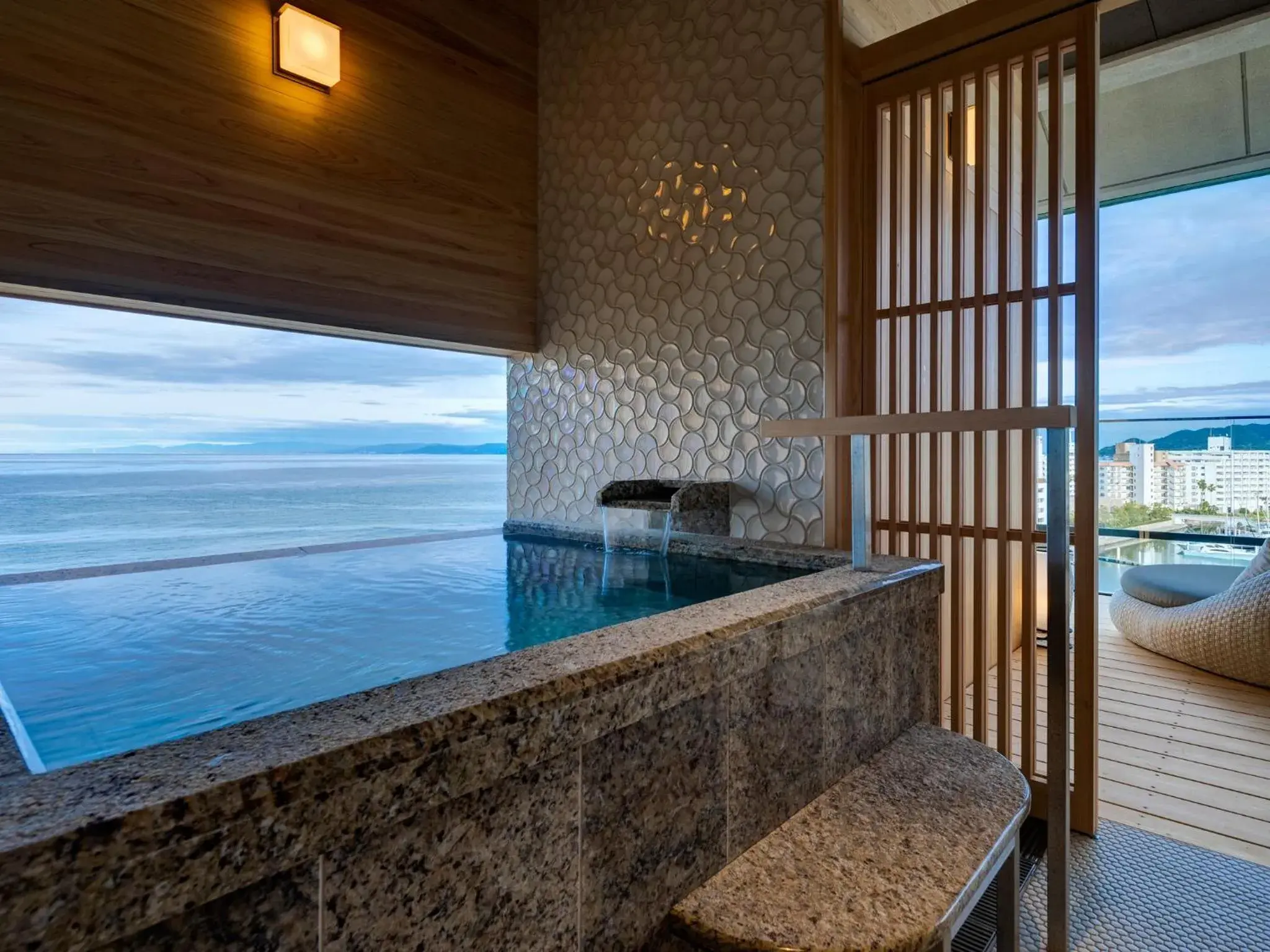 Photo of the whole room in Awaji Yumesenkei Photo of the whole room in Awaji Yumesenkei