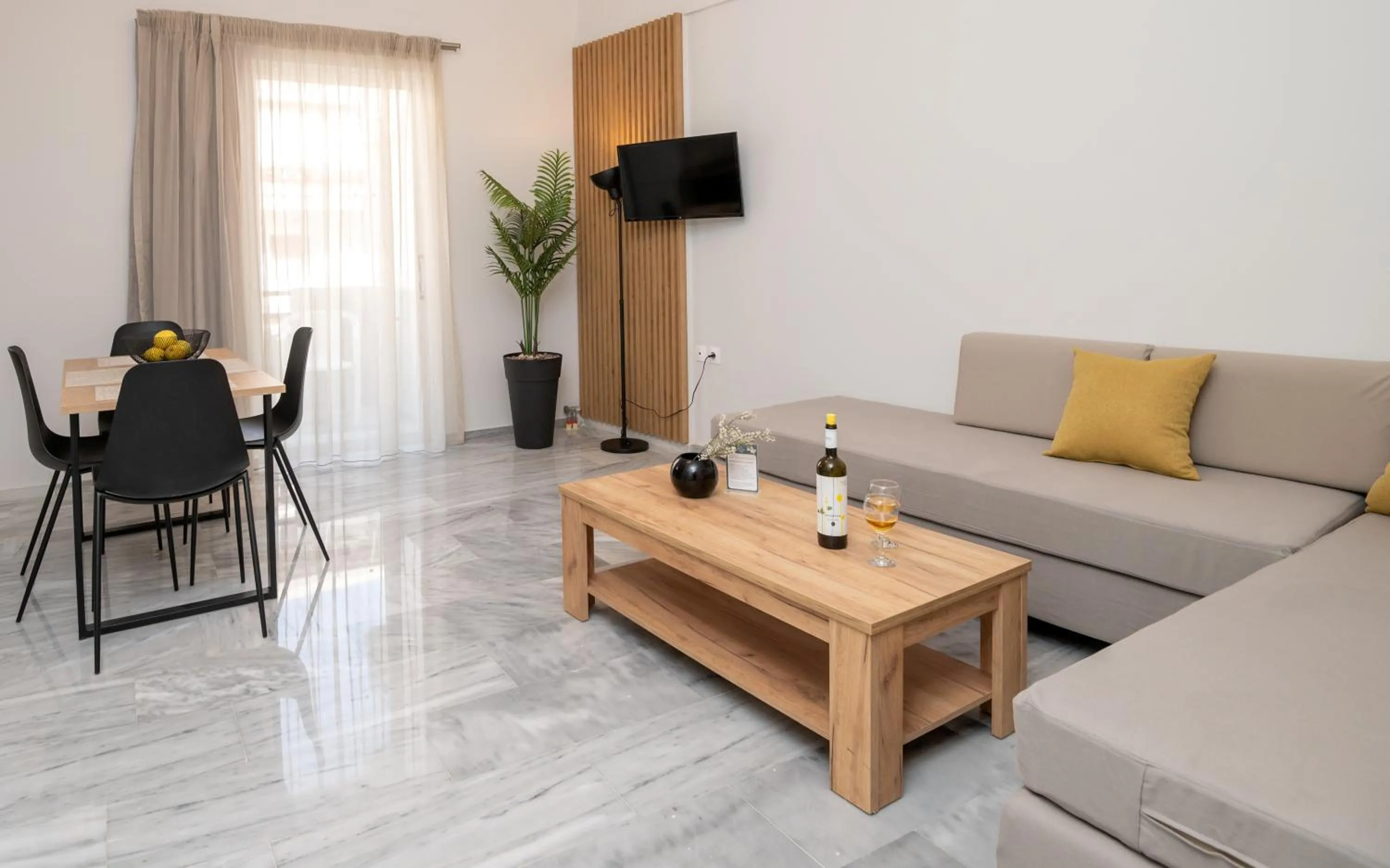 Seating area in Mardinik Hotel Apartments