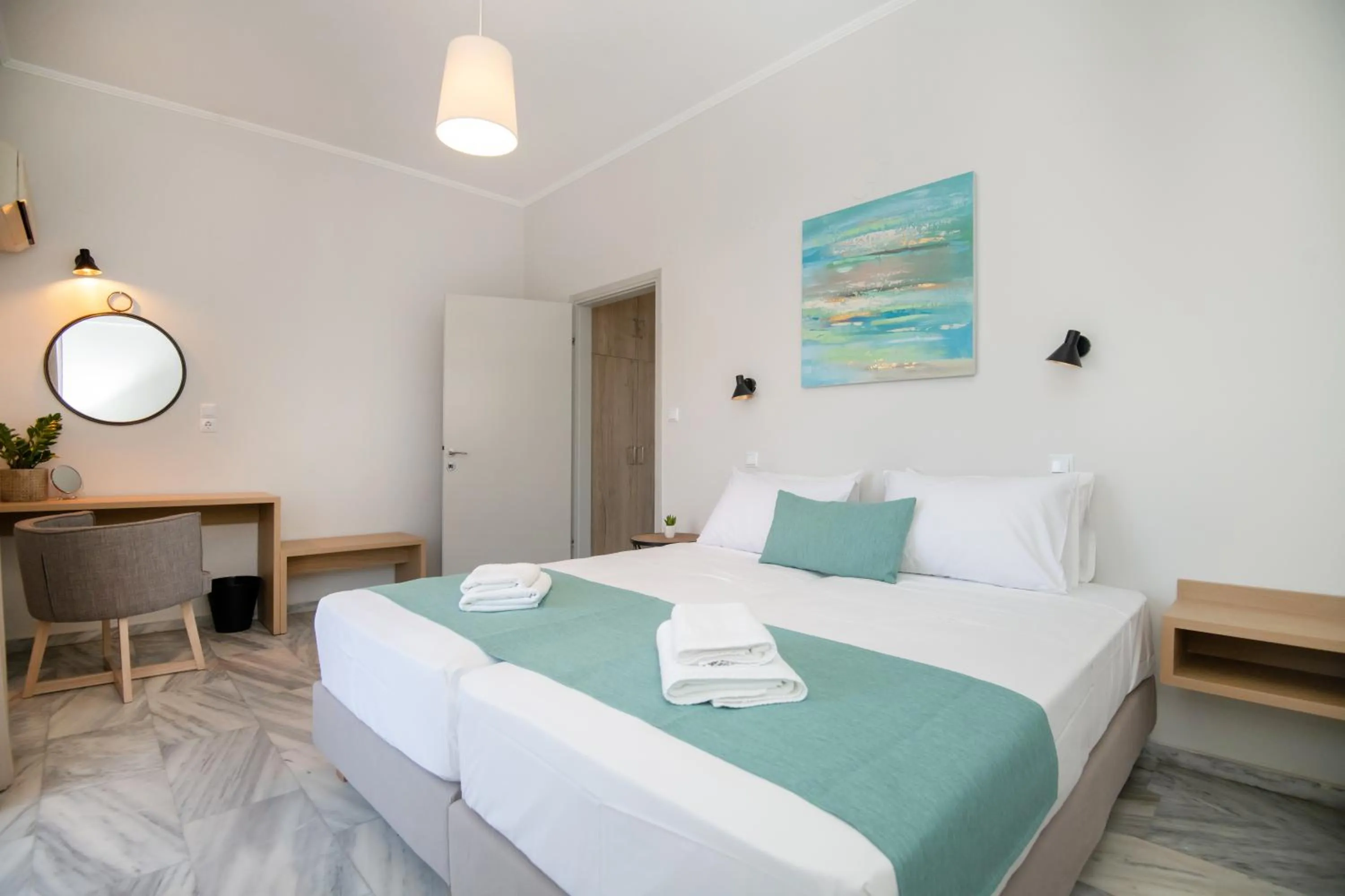 Bed in Mardinik Hotel Apartments