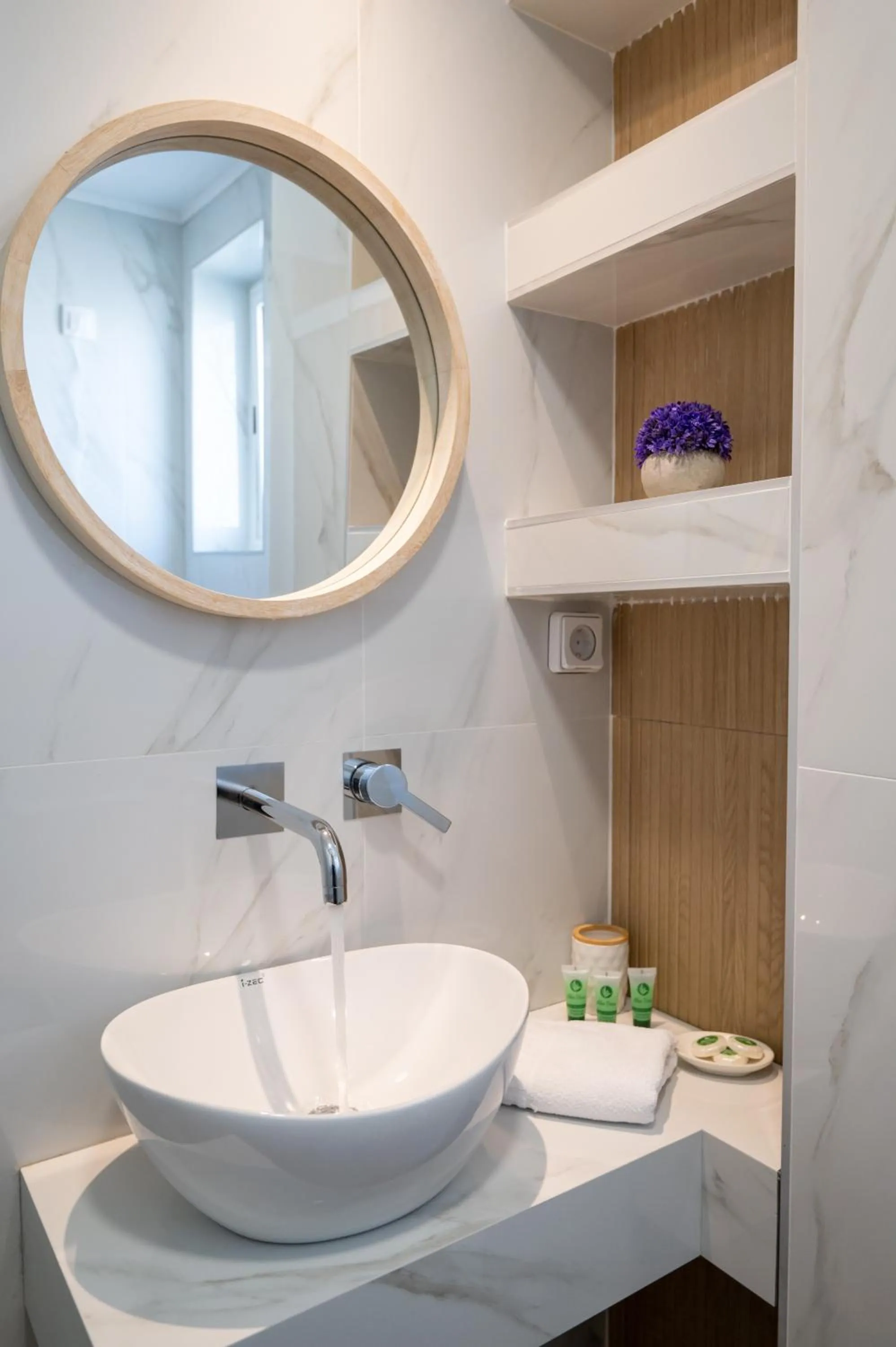 Bathroom in Mardinik Hotel Apartments