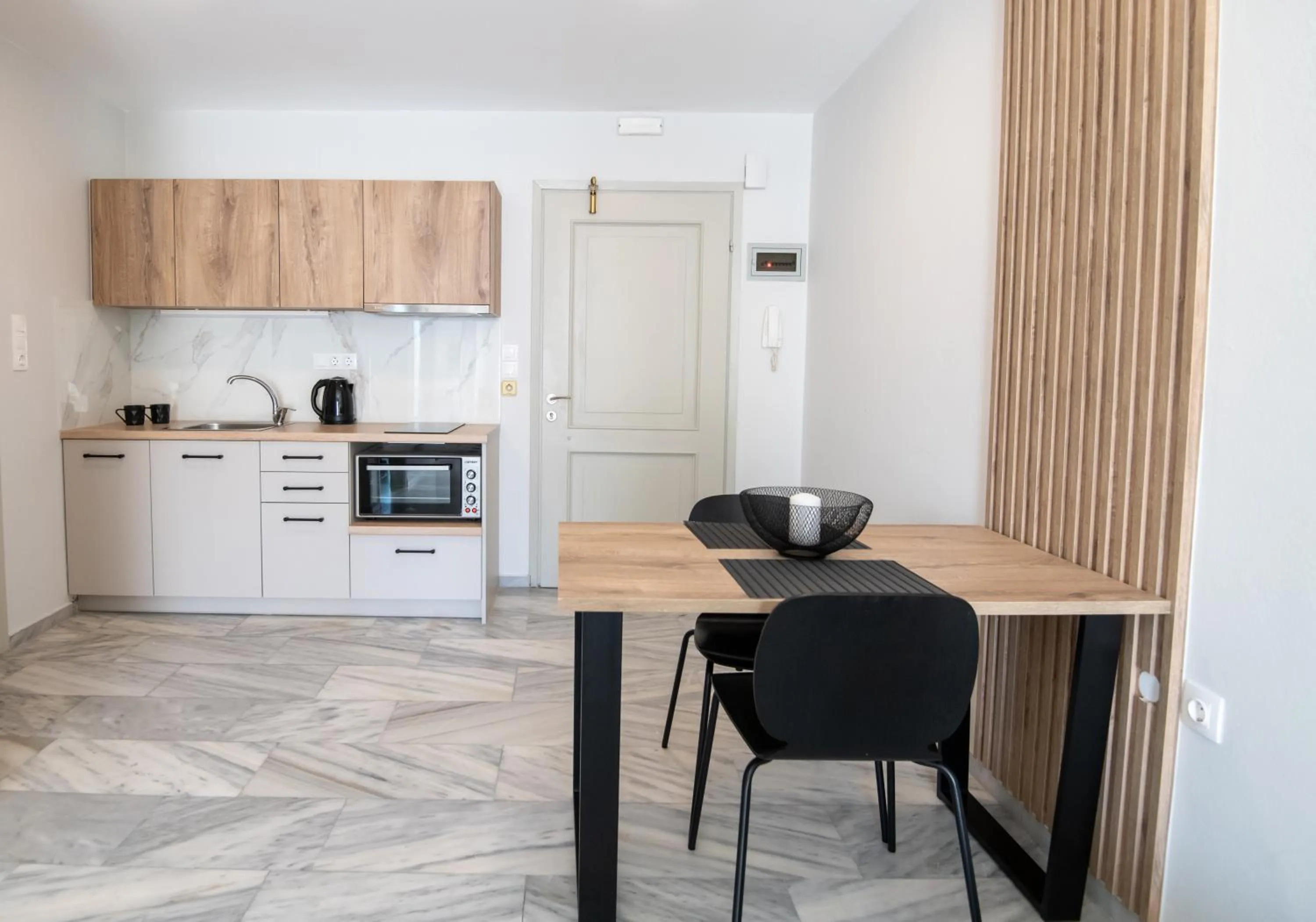 Coffee/tea facilities in Mardinik Hotel Apartments