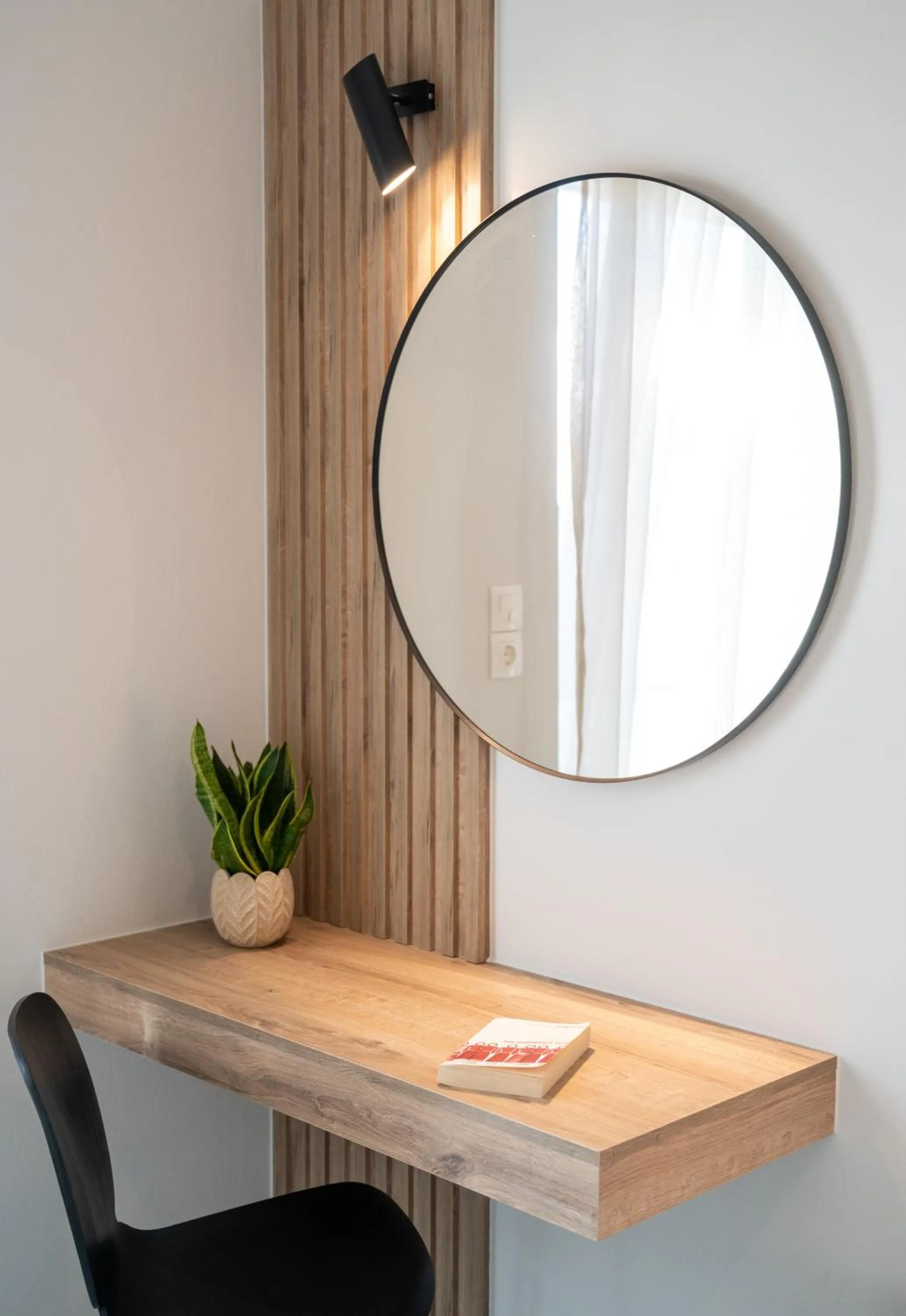 Decorative detail in Mardinik Hotel Apartments