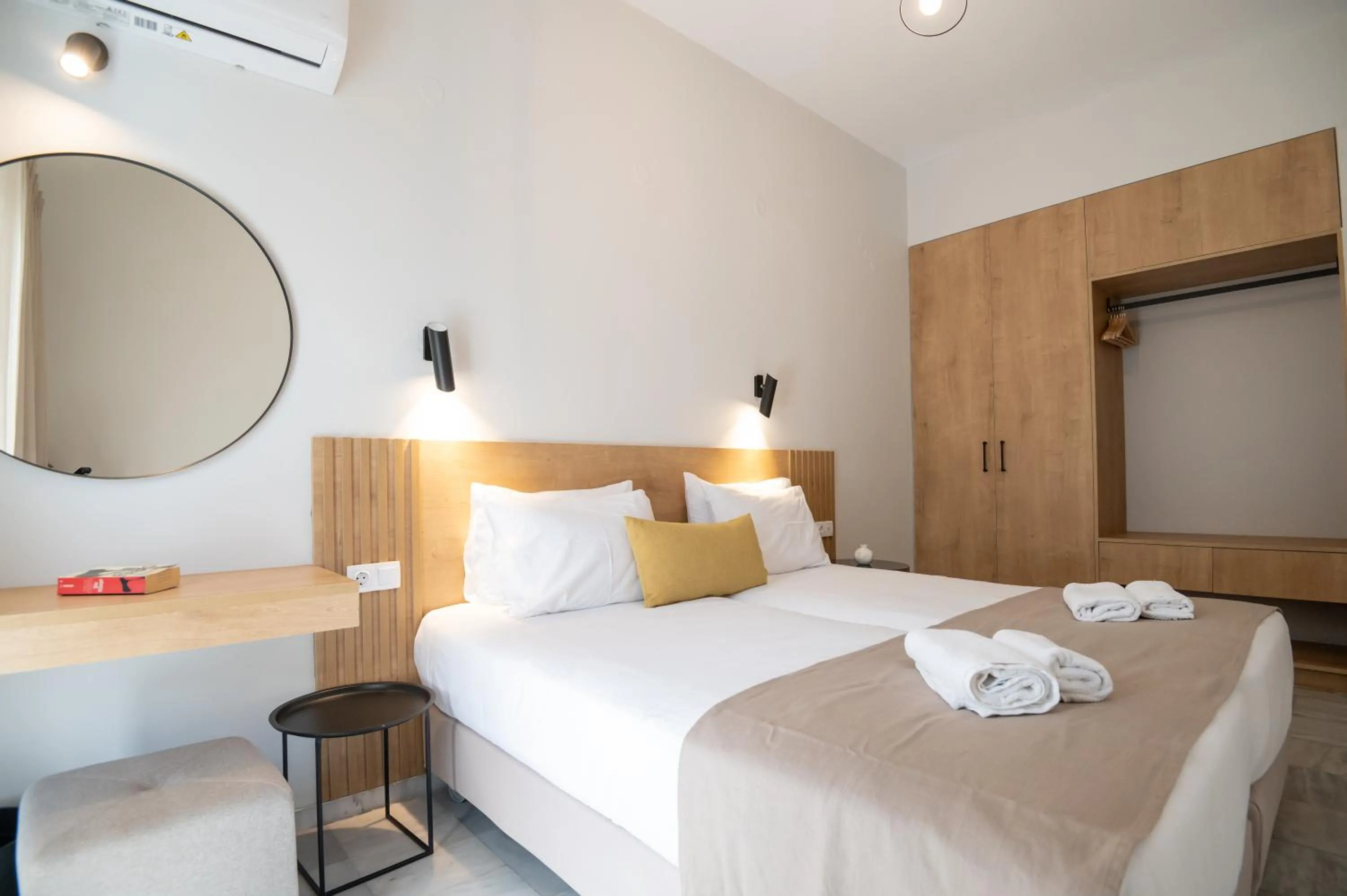 Bed in Mardinik Hotel Apartments