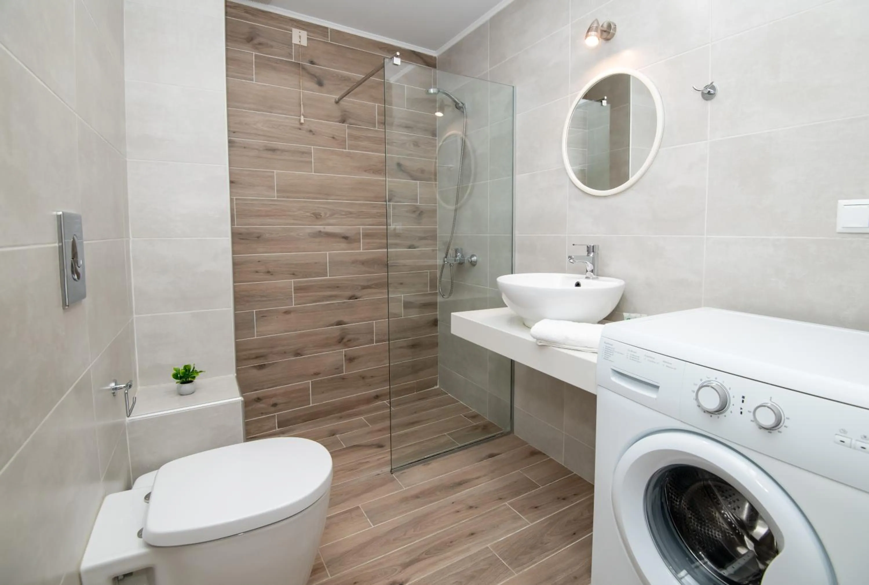 Shower in Mardinik Hotel Apartments