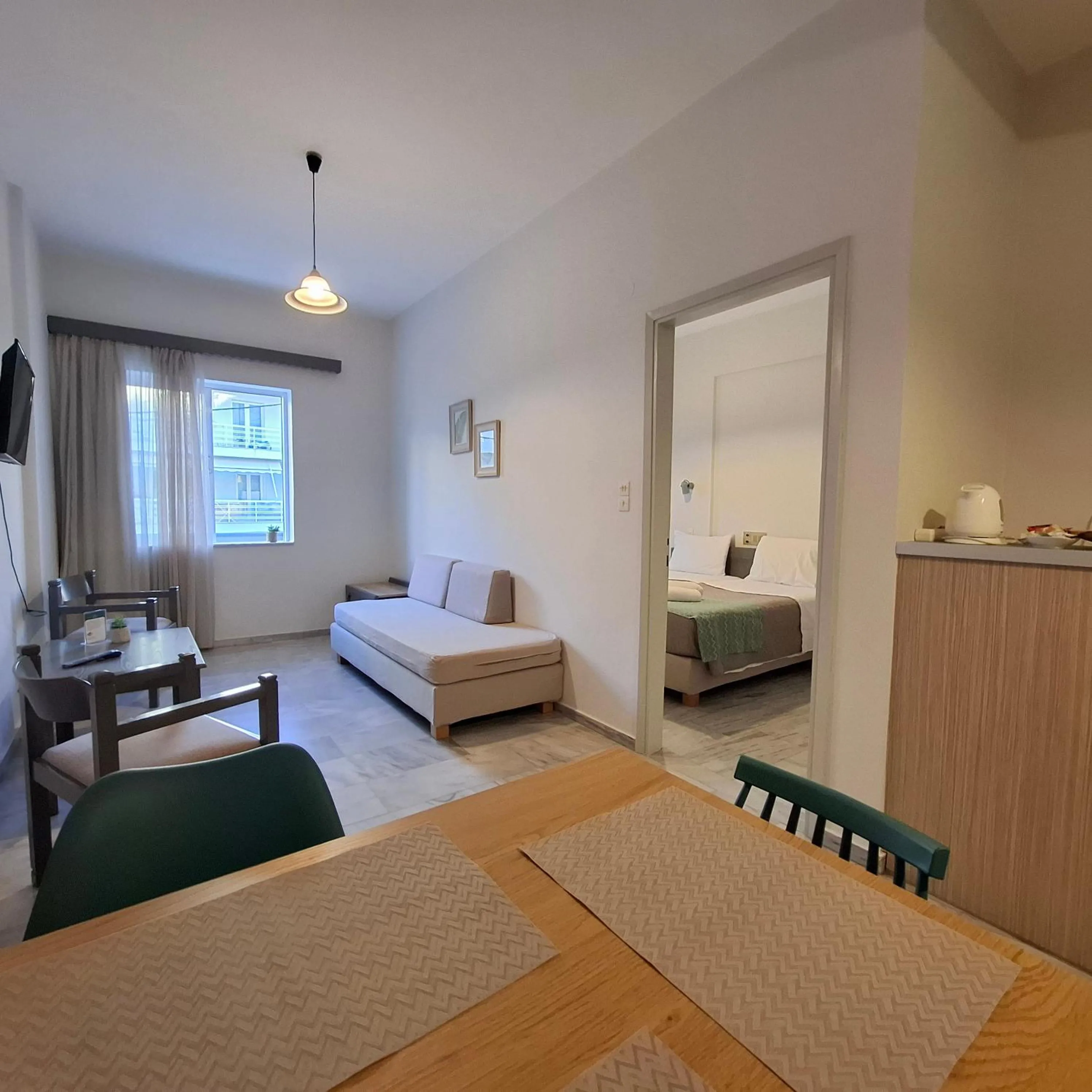 Living room, Bed in Mardinik Hotel Apartments