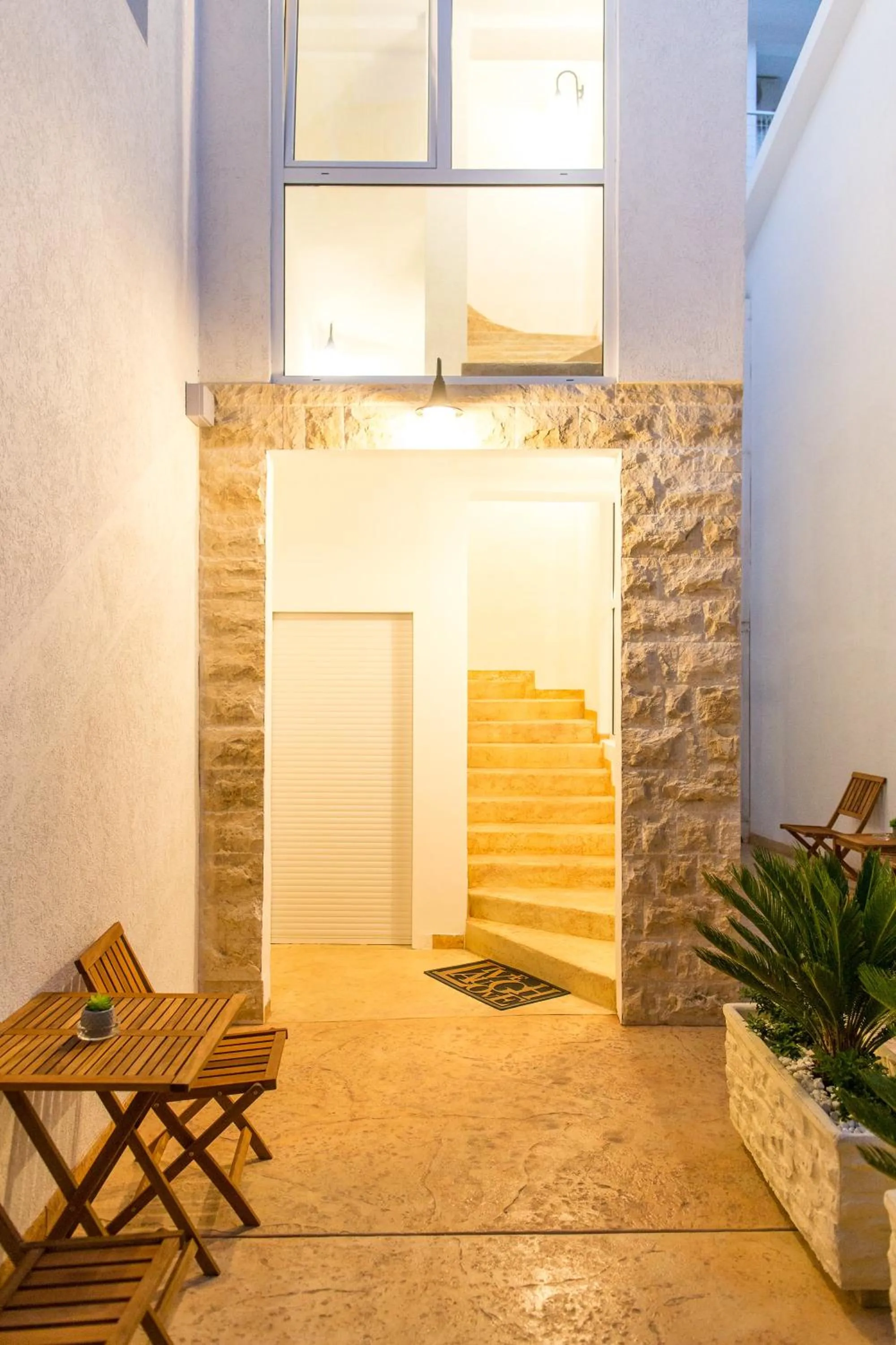 Facade/entrance in Villa DiEden