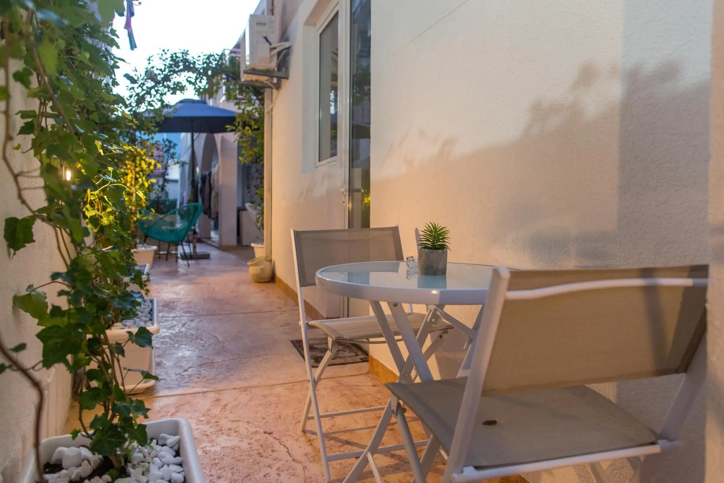 Facade/entrance in Villa DiEden Facade/entrance in Villa DiEden