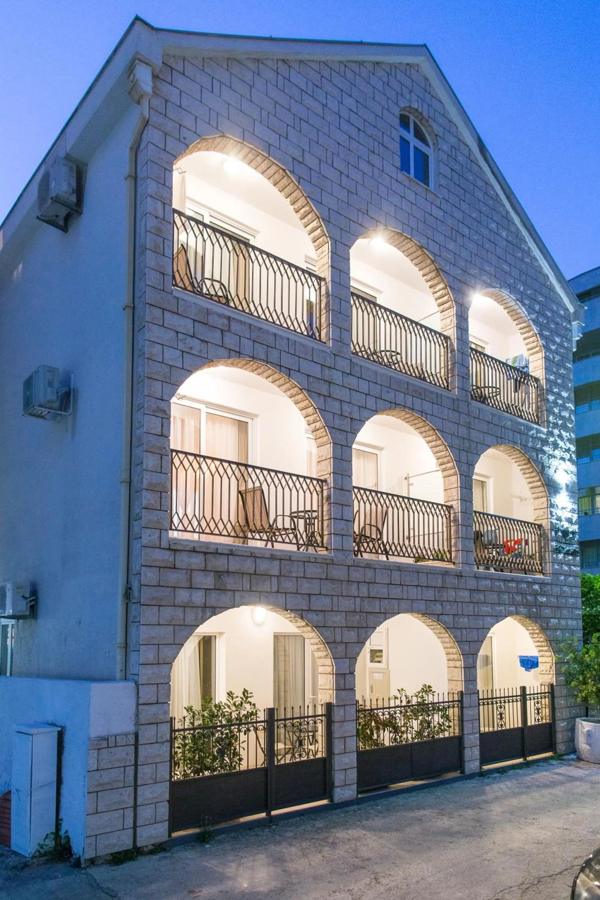 Property building in Villa DiEden