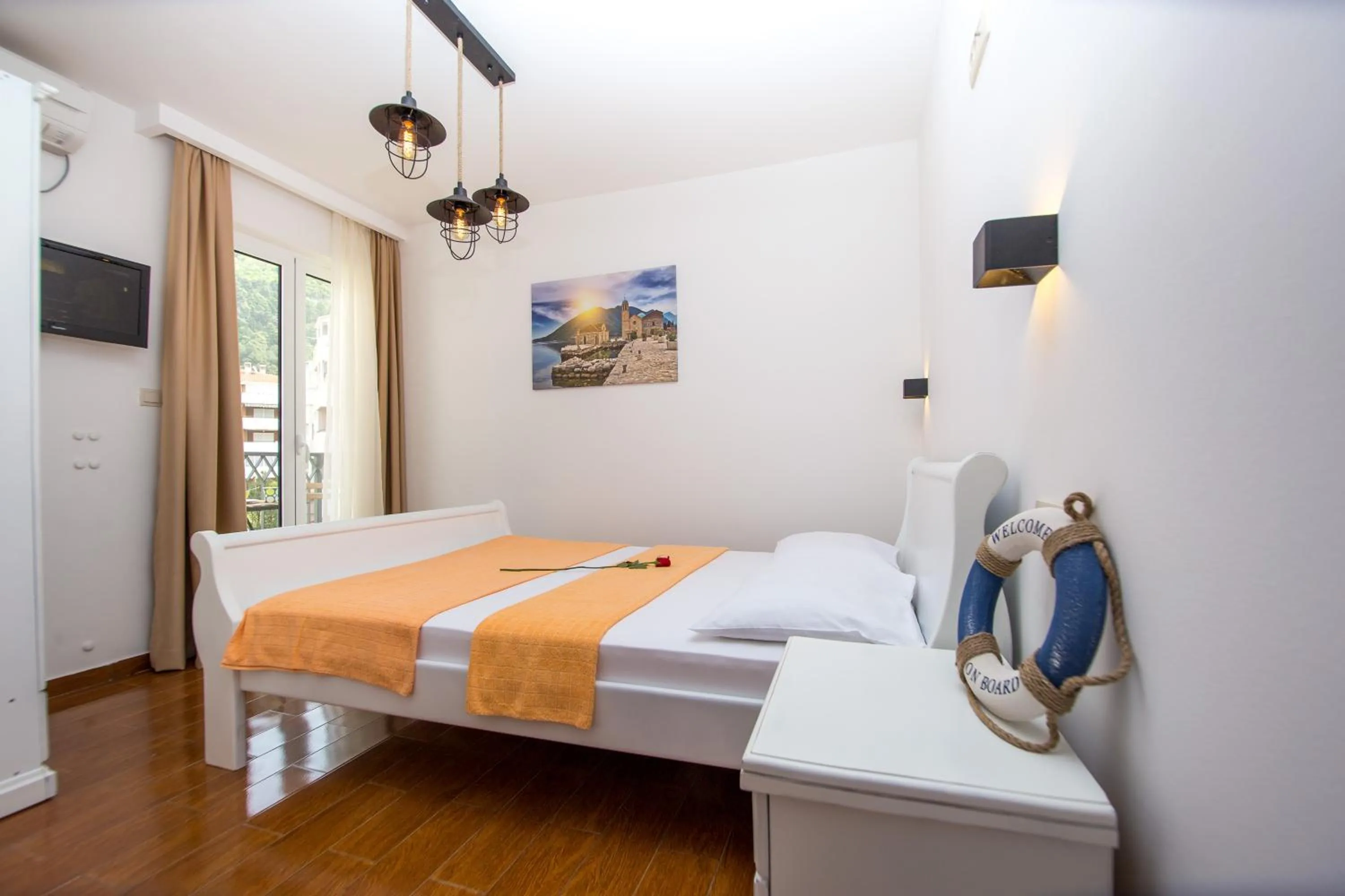 Photo of the whole room, Bed in Villa DiEden