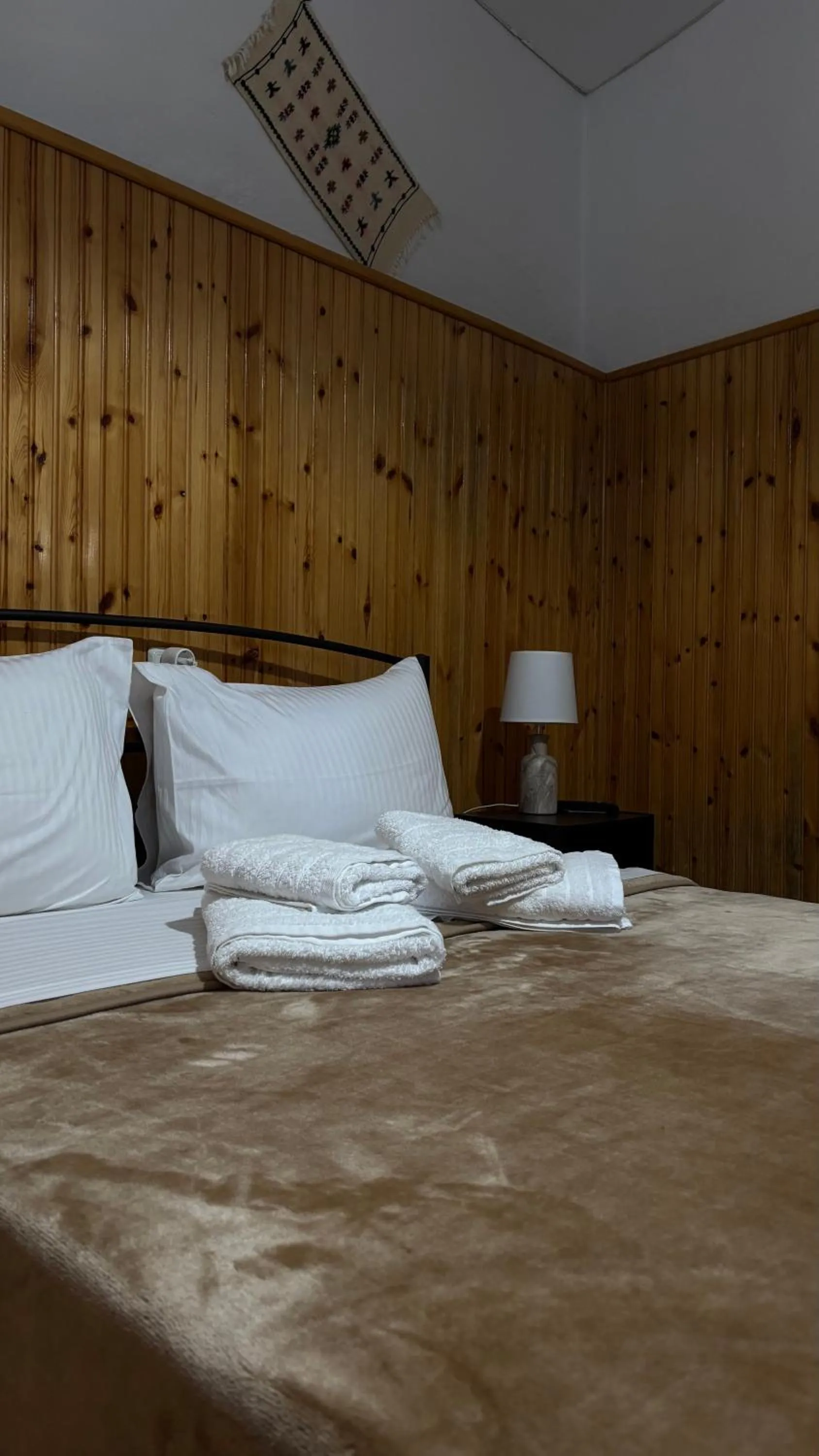 Bed in Hotel Acropolis Metsovo