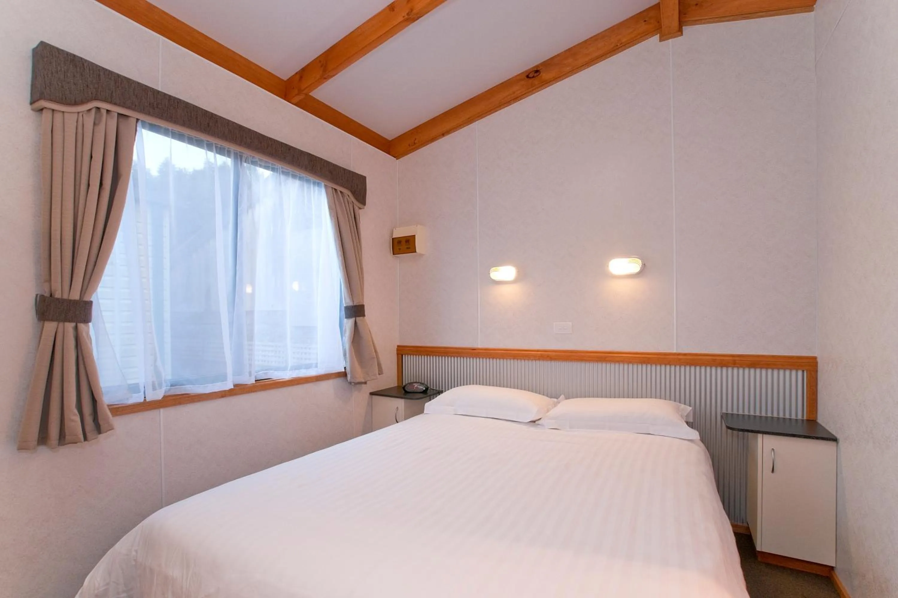 Bed in Warrnambool Holiday Village