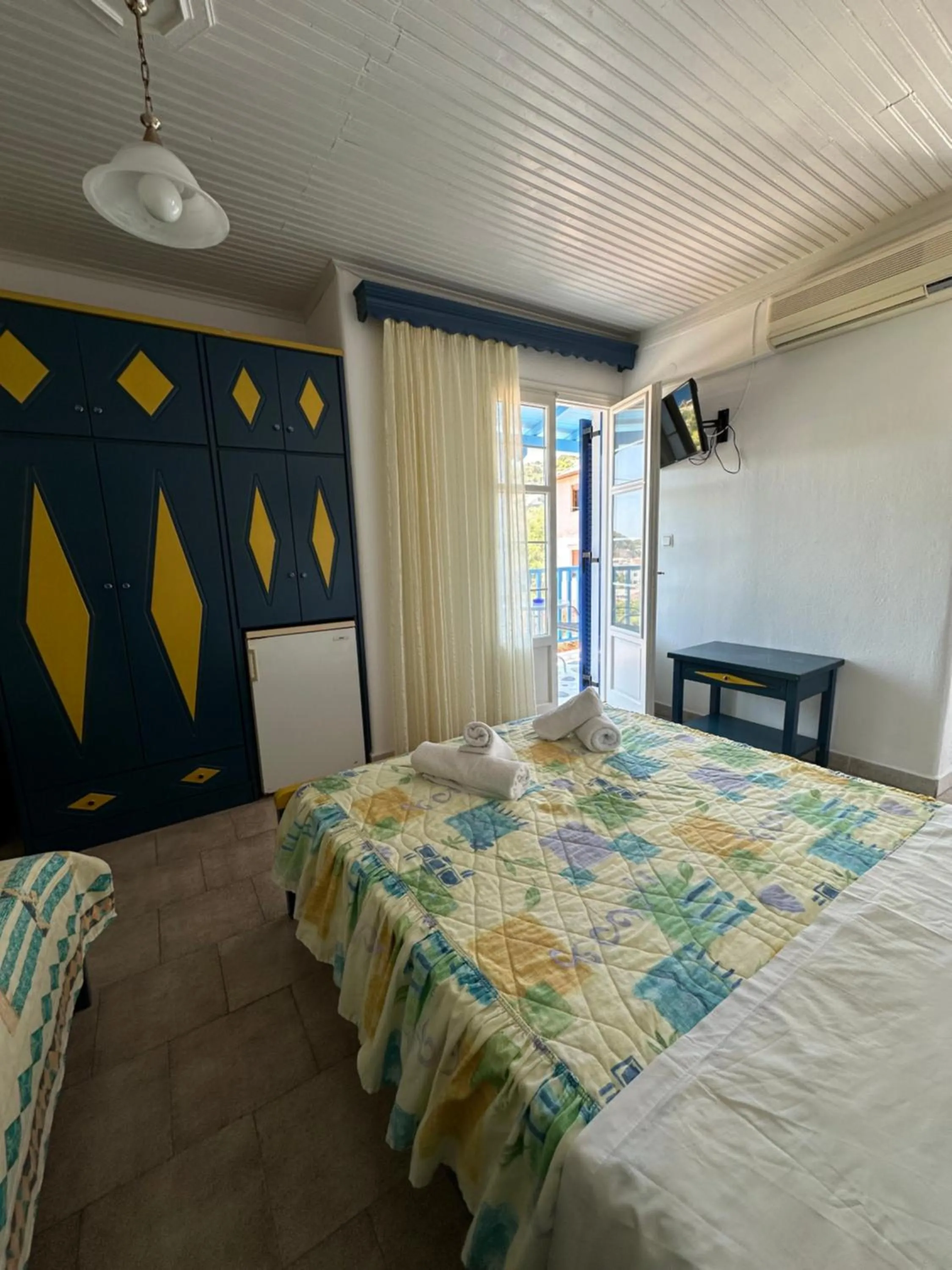 Photo of the whole room, Bed in Galini Hellenic Hospitality