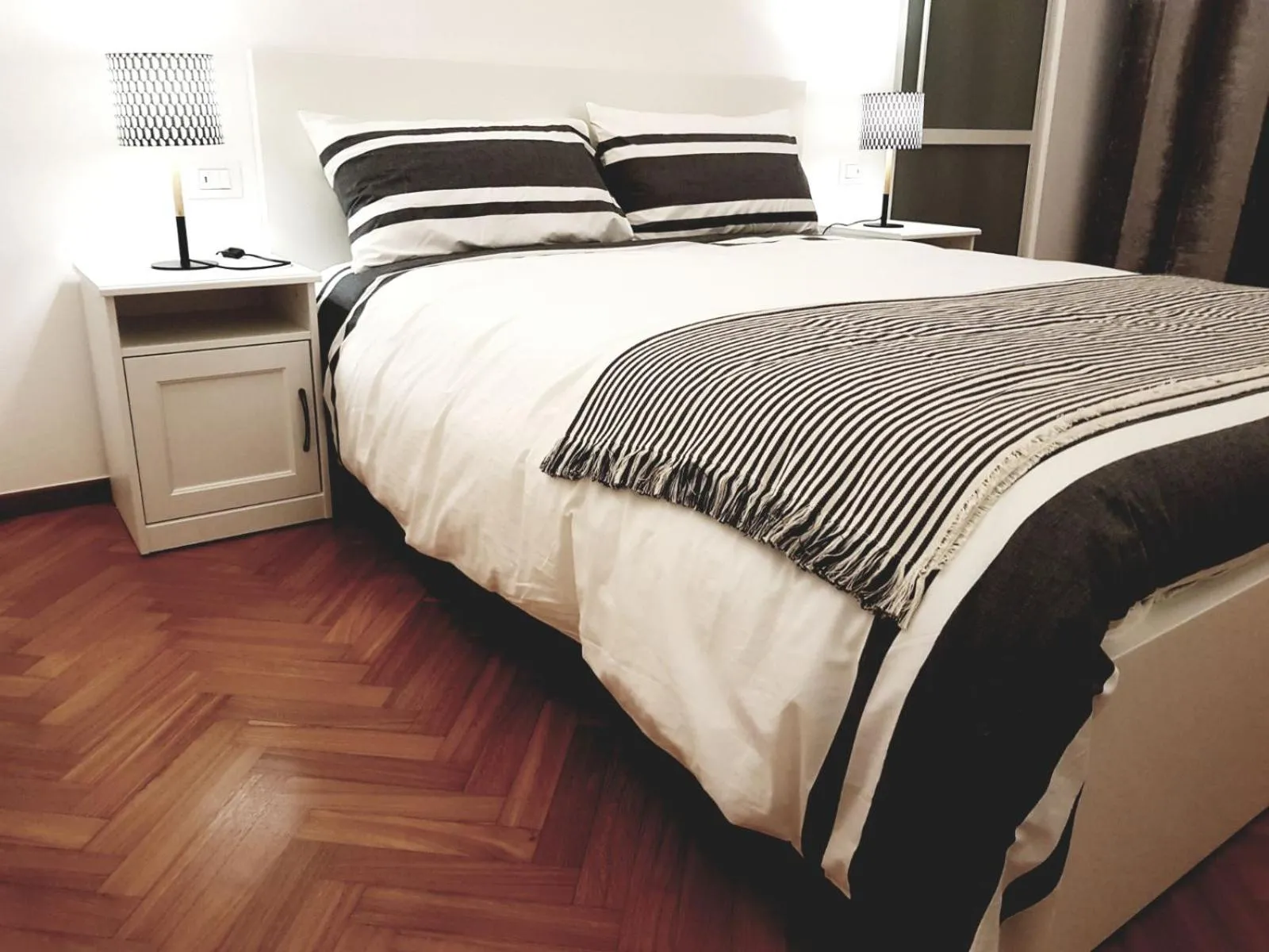 Photo of the whole room, Bed in BorgoAntico34 - Luxury Room