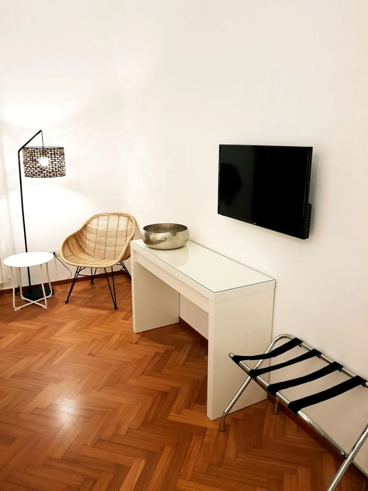 Decorative detail in BorgoAntico34 - Luxury Room