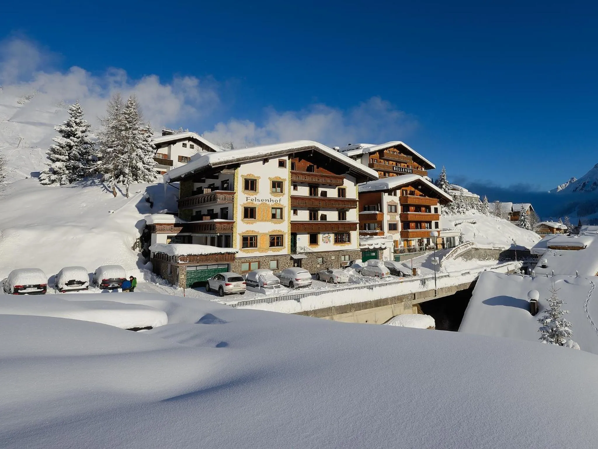 Property building, Winter in Hotel-Garni Felsenhof